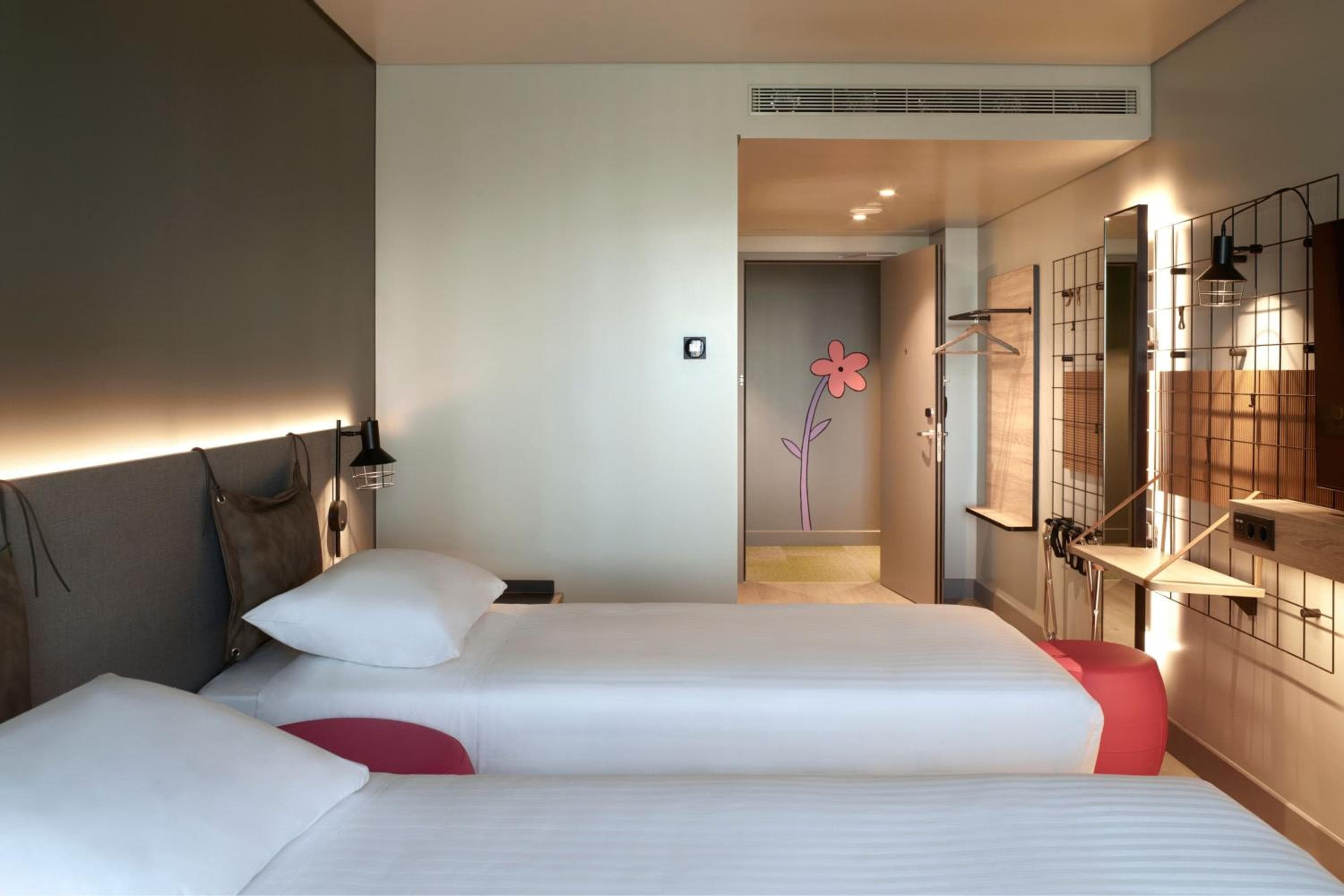 Moxy Athens City