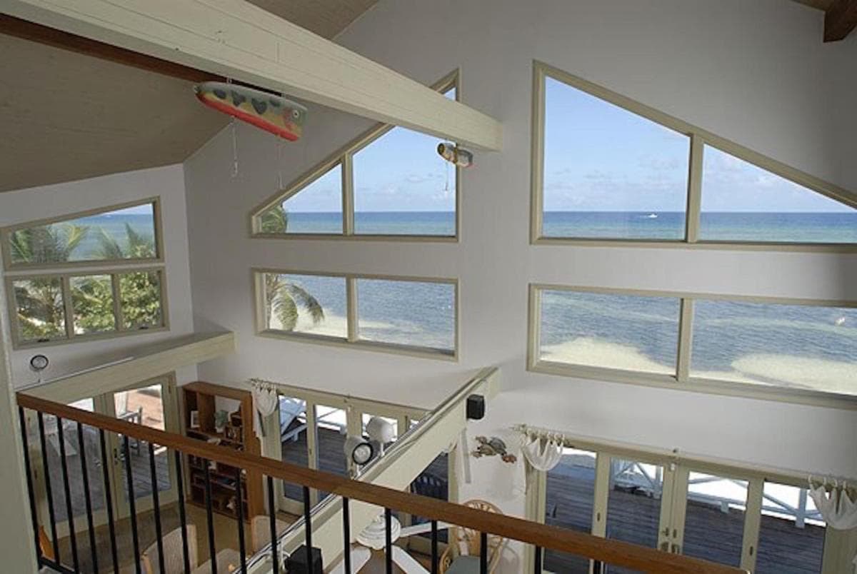 Castaway Cove by Grand Cayman Villas & Condos