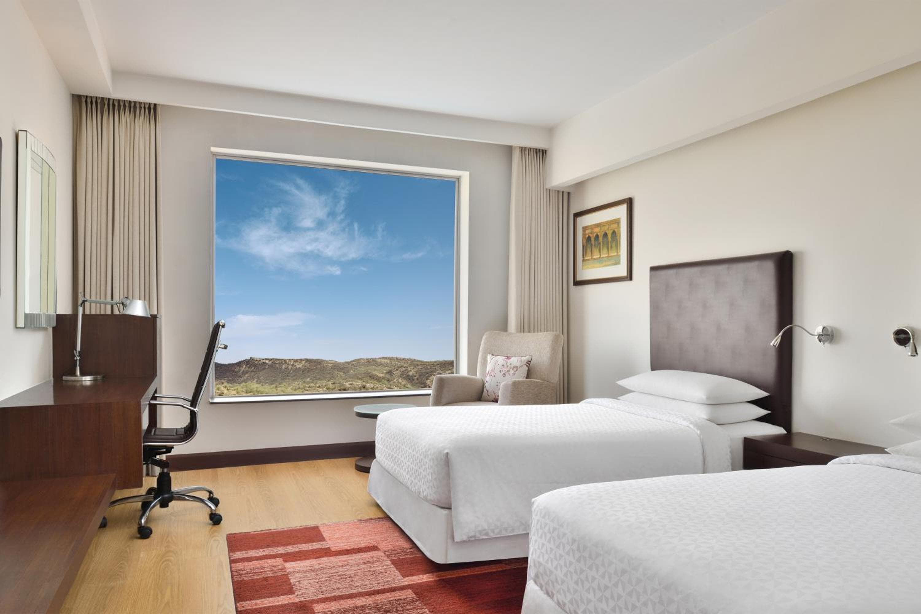 Four Points by Sheraton Jaipur, City Square