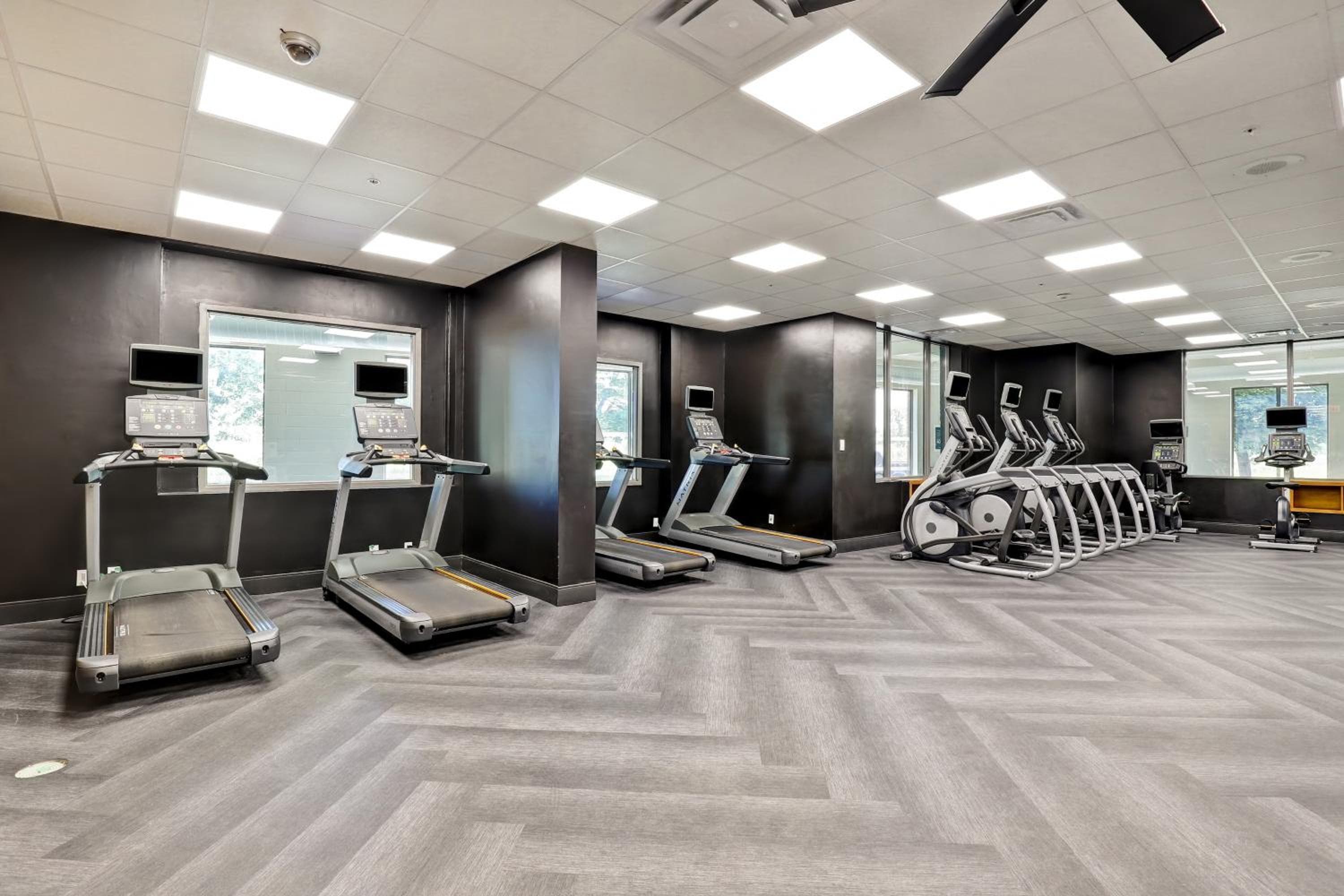 Four Points by Sheraton St. Catharines Niagara Suites