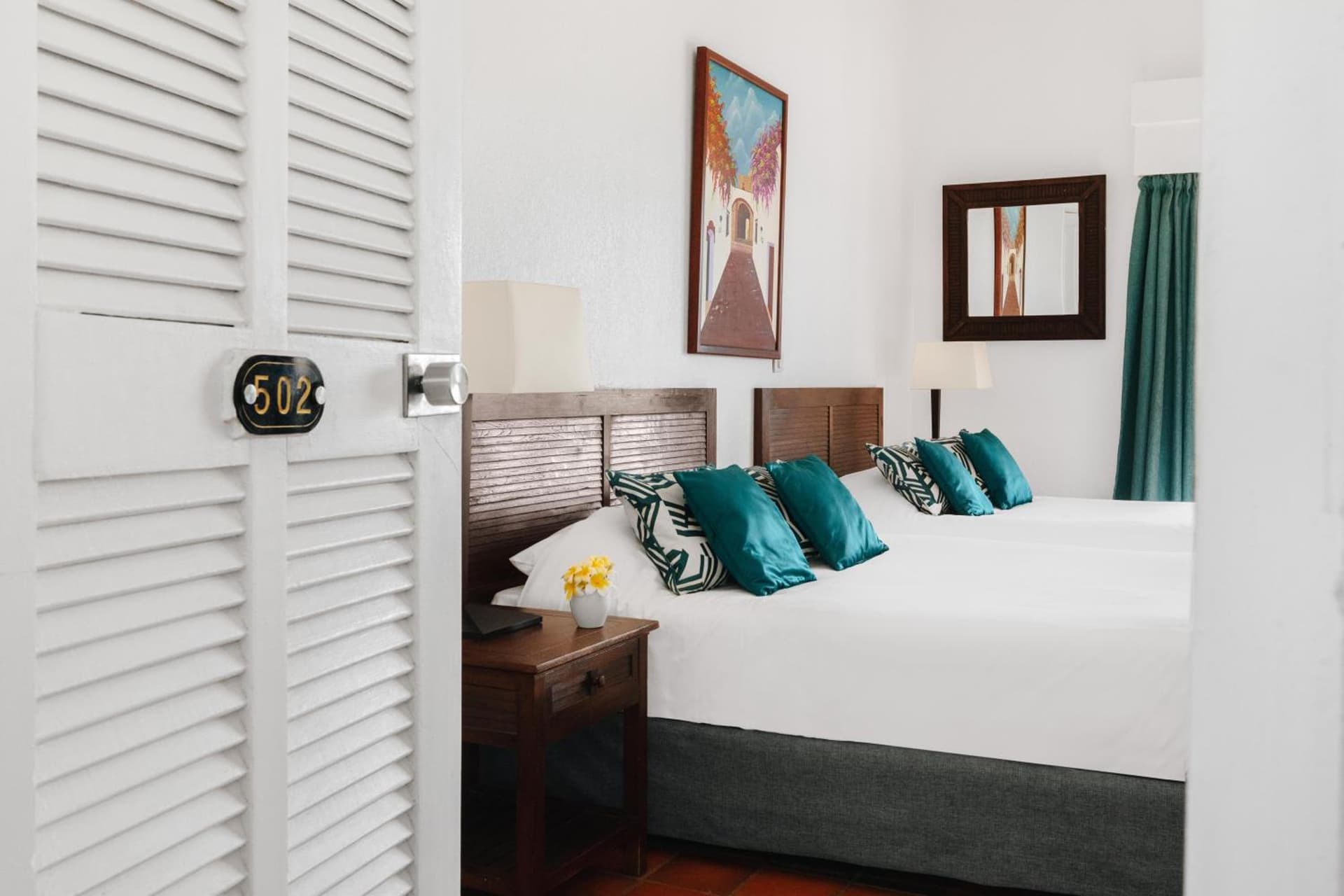 Esmeralda Resort - Orient Bay