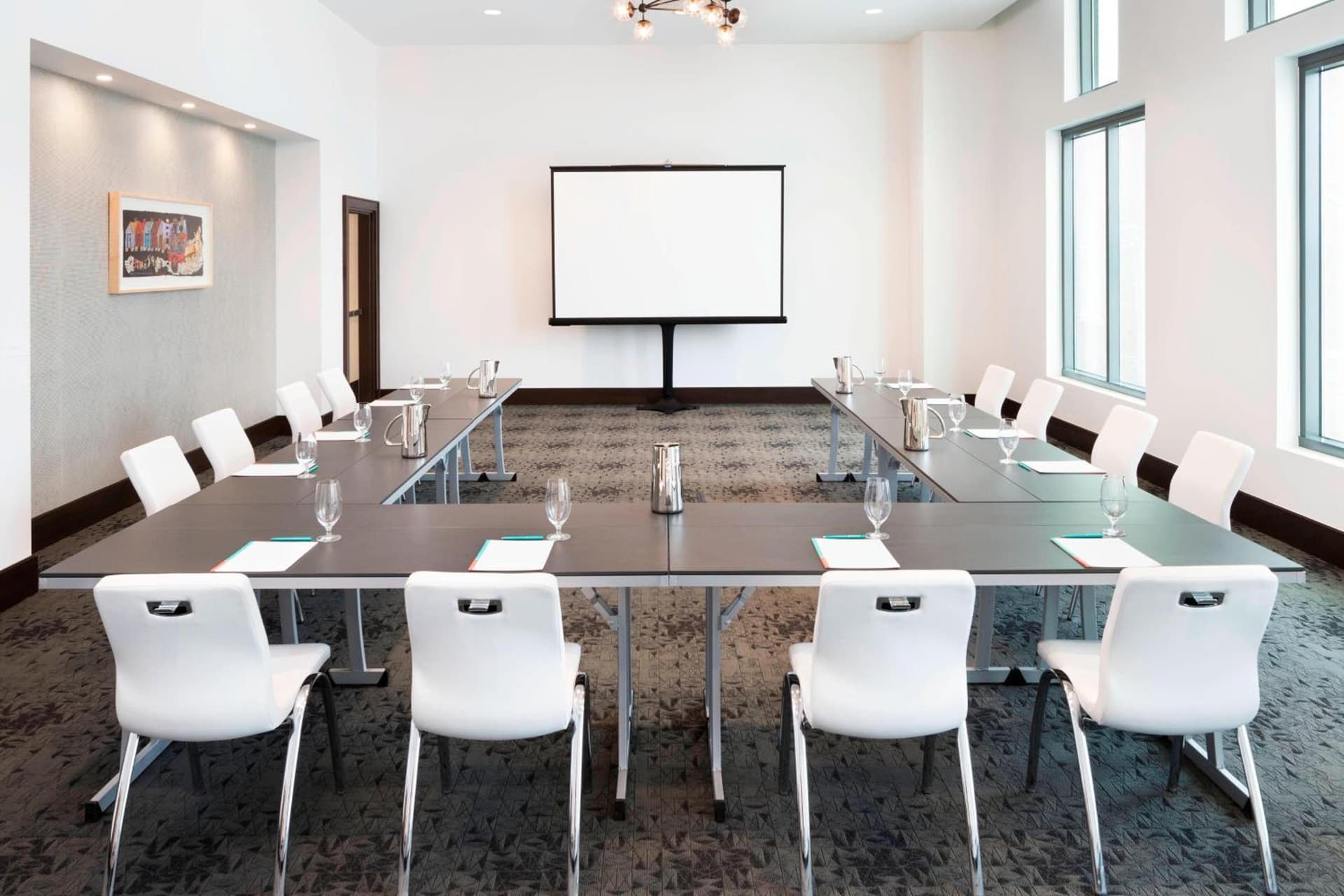 Le Meridien Columbus, The Joseph