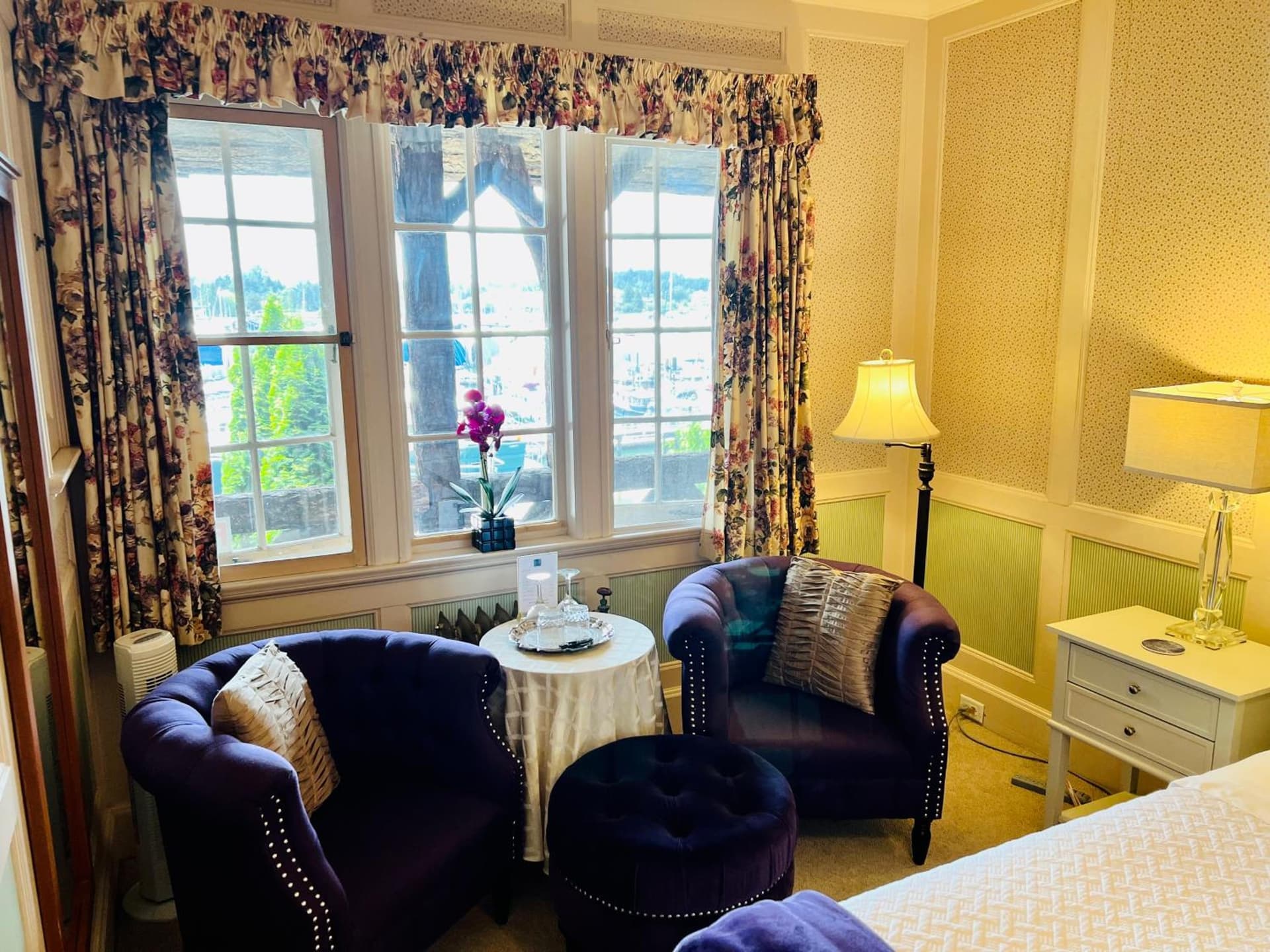 The Latch Inn