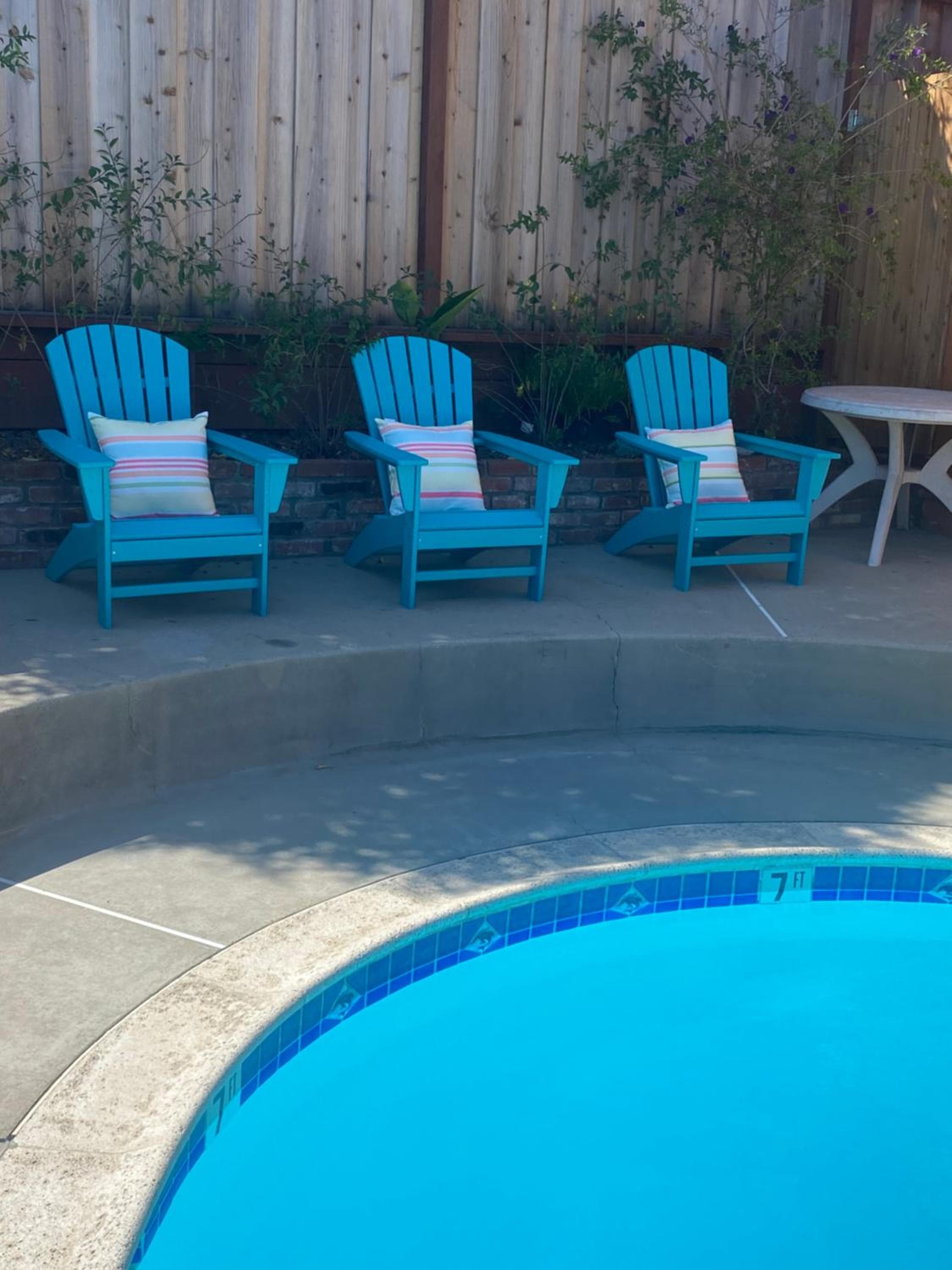 Sunny Cove Motel