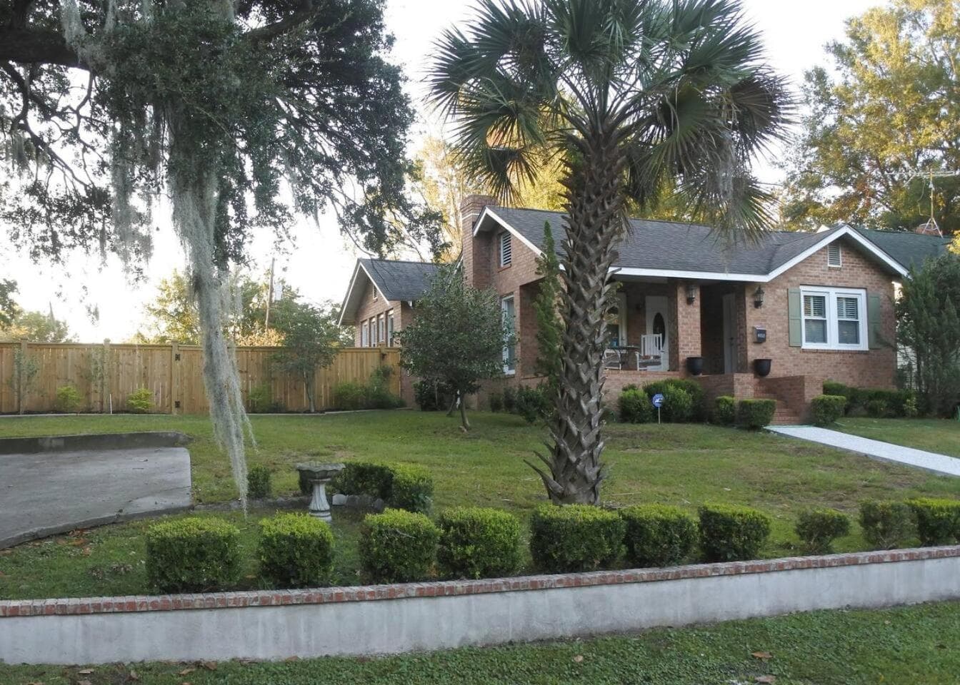 Home On The Hill - Near EVERYTHING Charleston