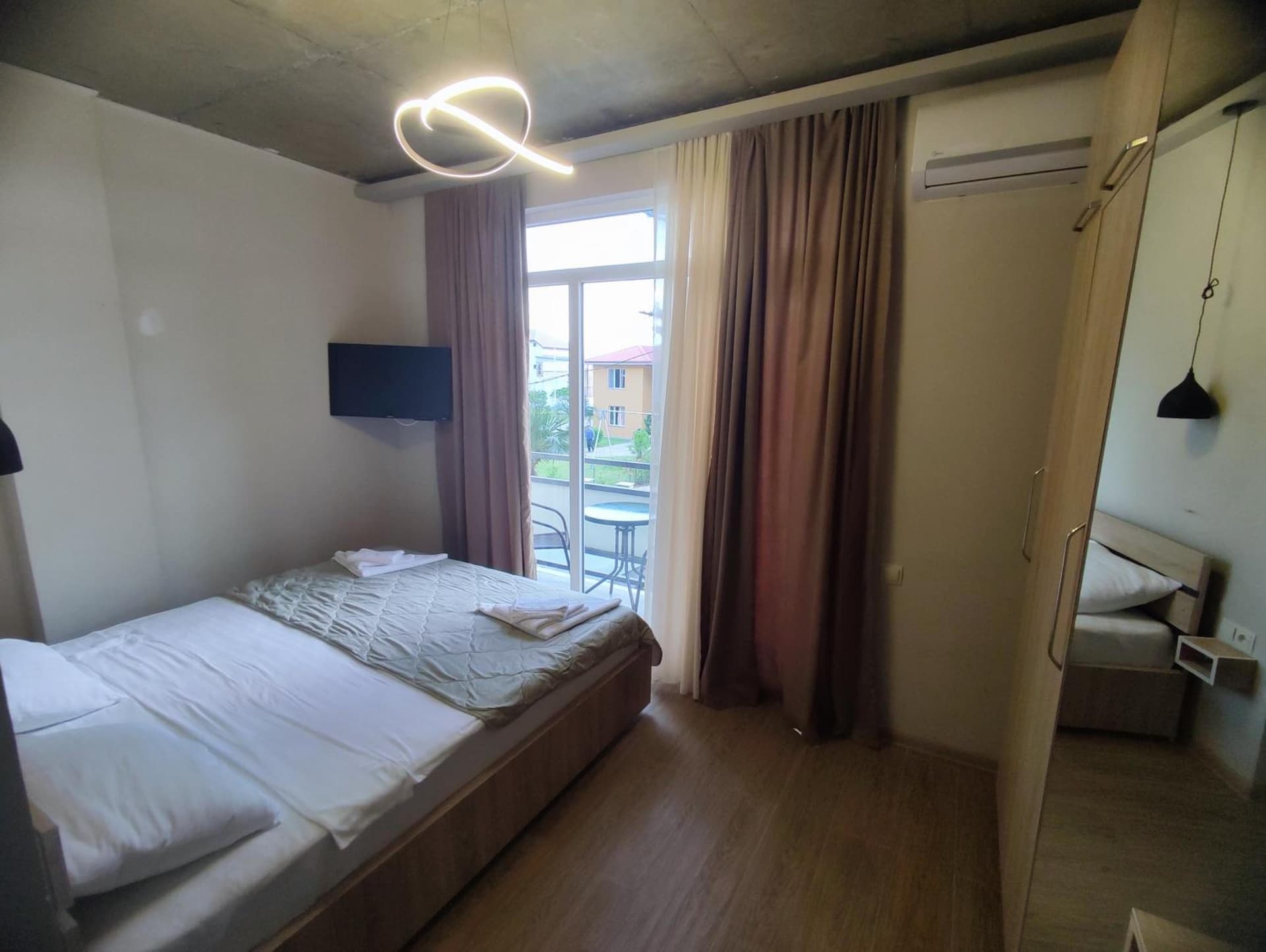 Home Shekvetili