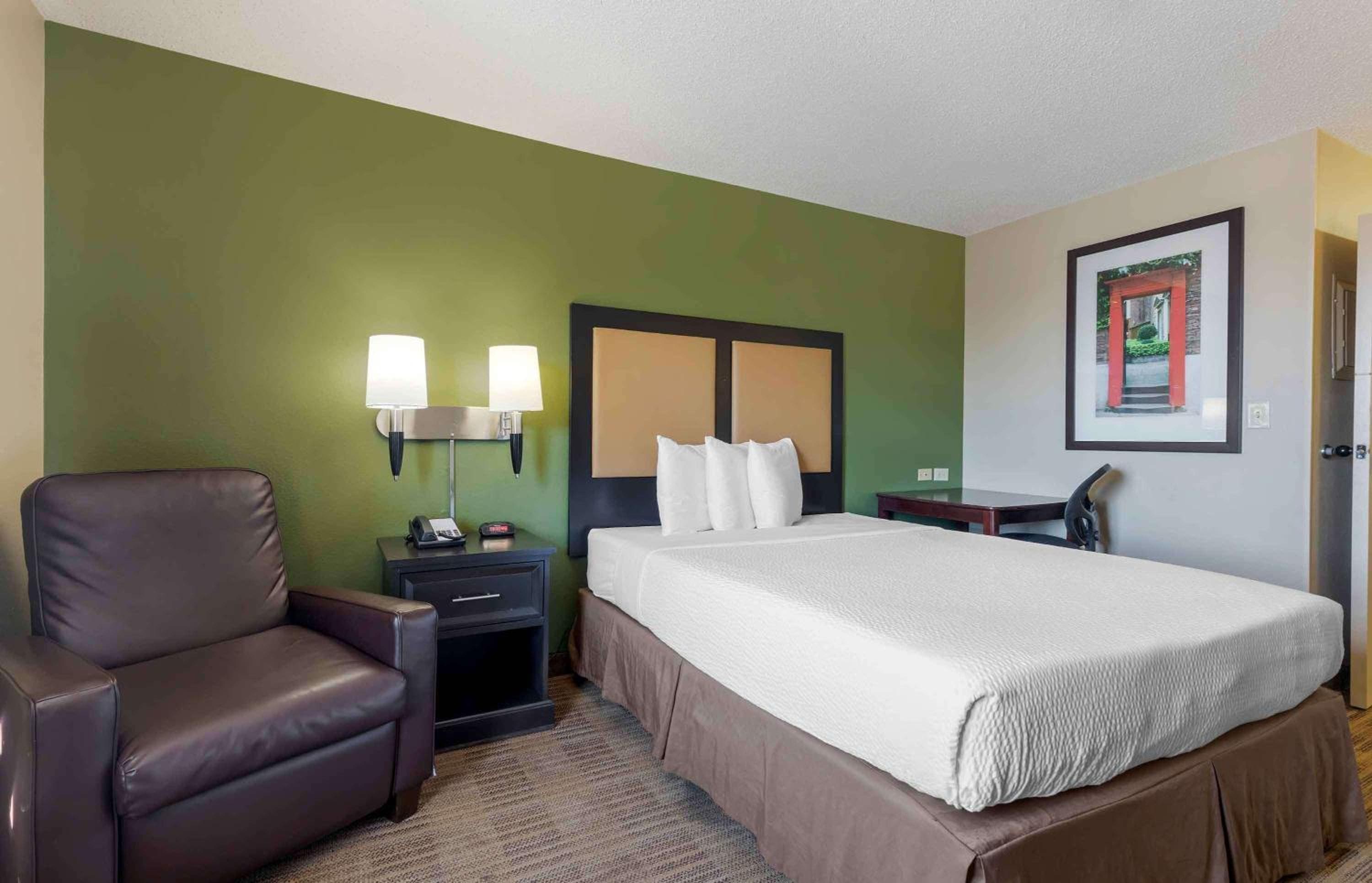 Extended Stay America Suites - Dallas - Greenville Avenue
