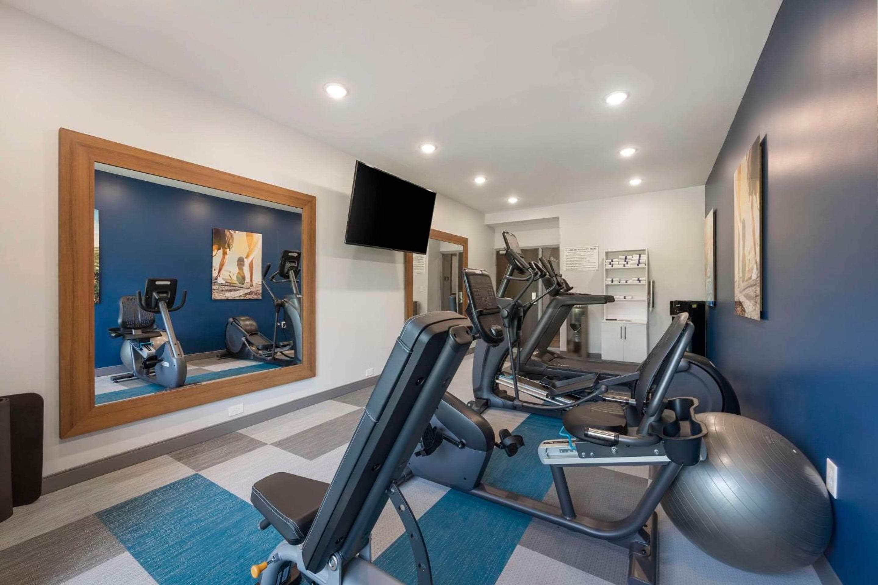 Comfort Inn & Suites Gallatin - Nashville Metro