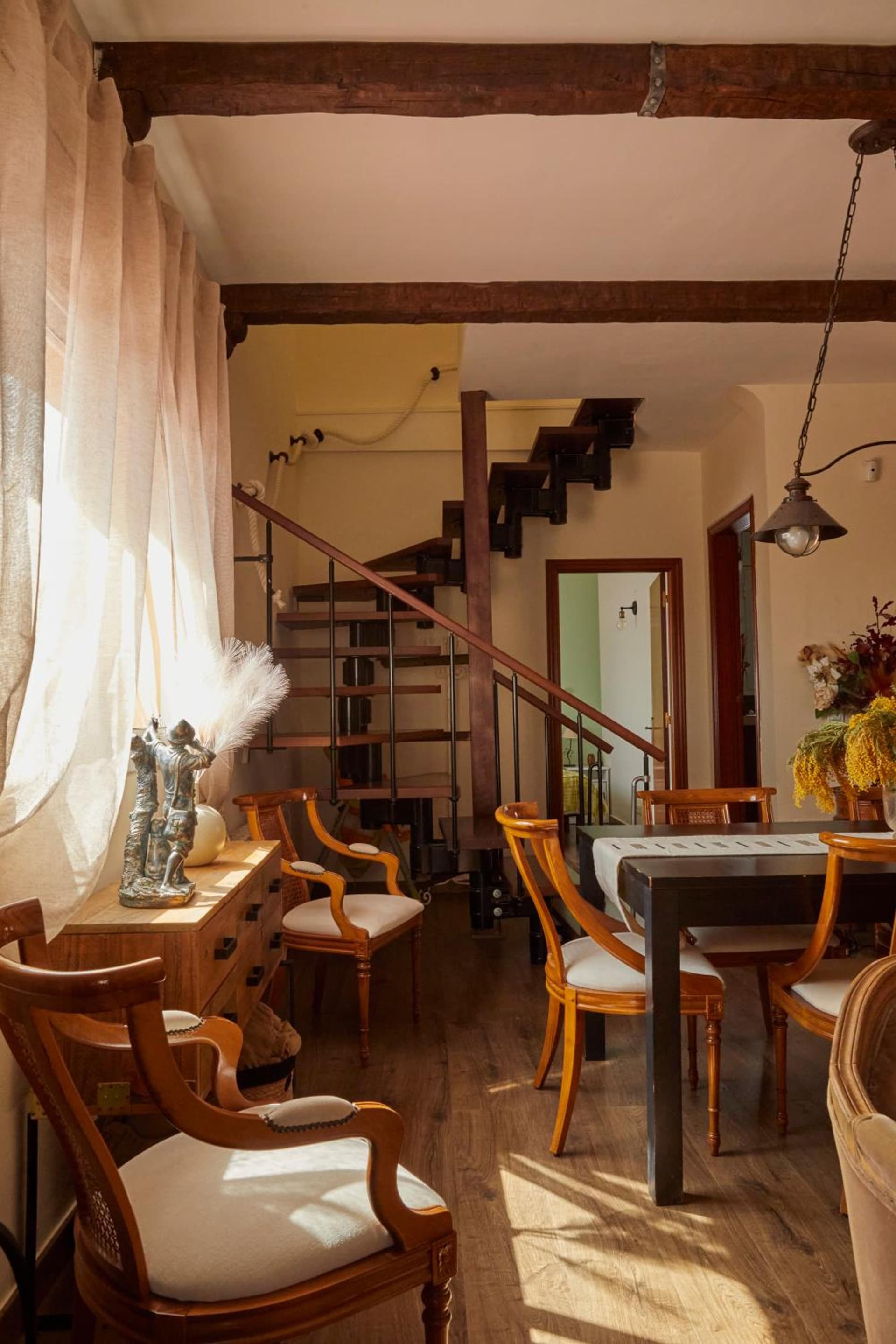 Amazing Vila close to Sitges, jacuzzi, swimming pool & exellent views