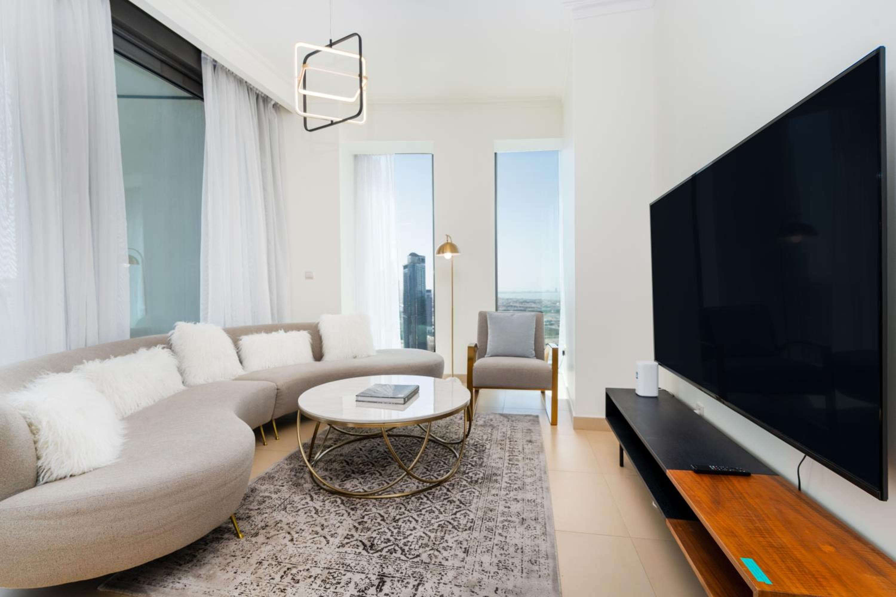 Vacay Lettings - Burj Vista high floor Burj Khalifa & Fountain view
