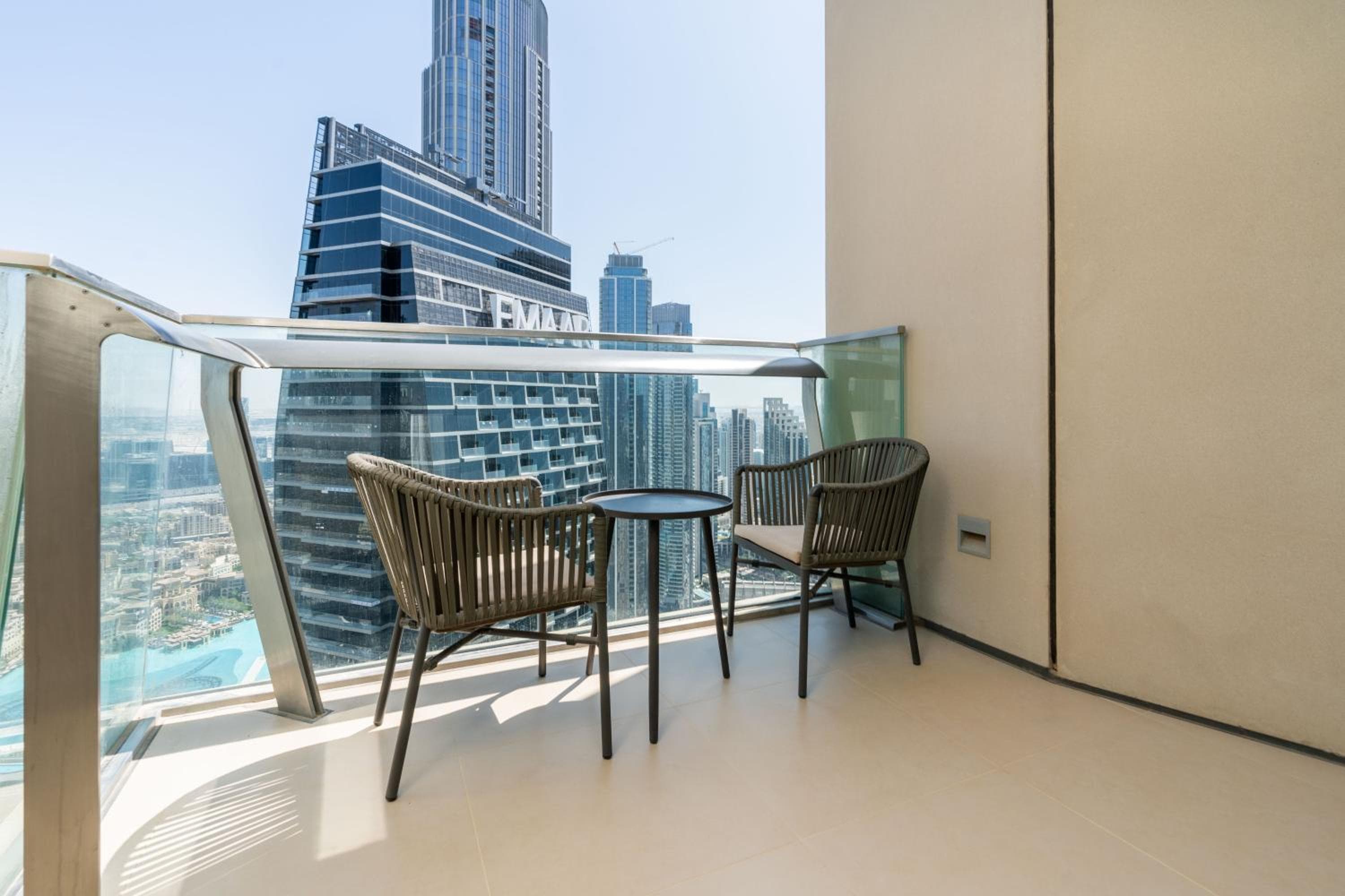 Vacay Lettings - Burj Vista high floor Burj Khalifa & Fountain view