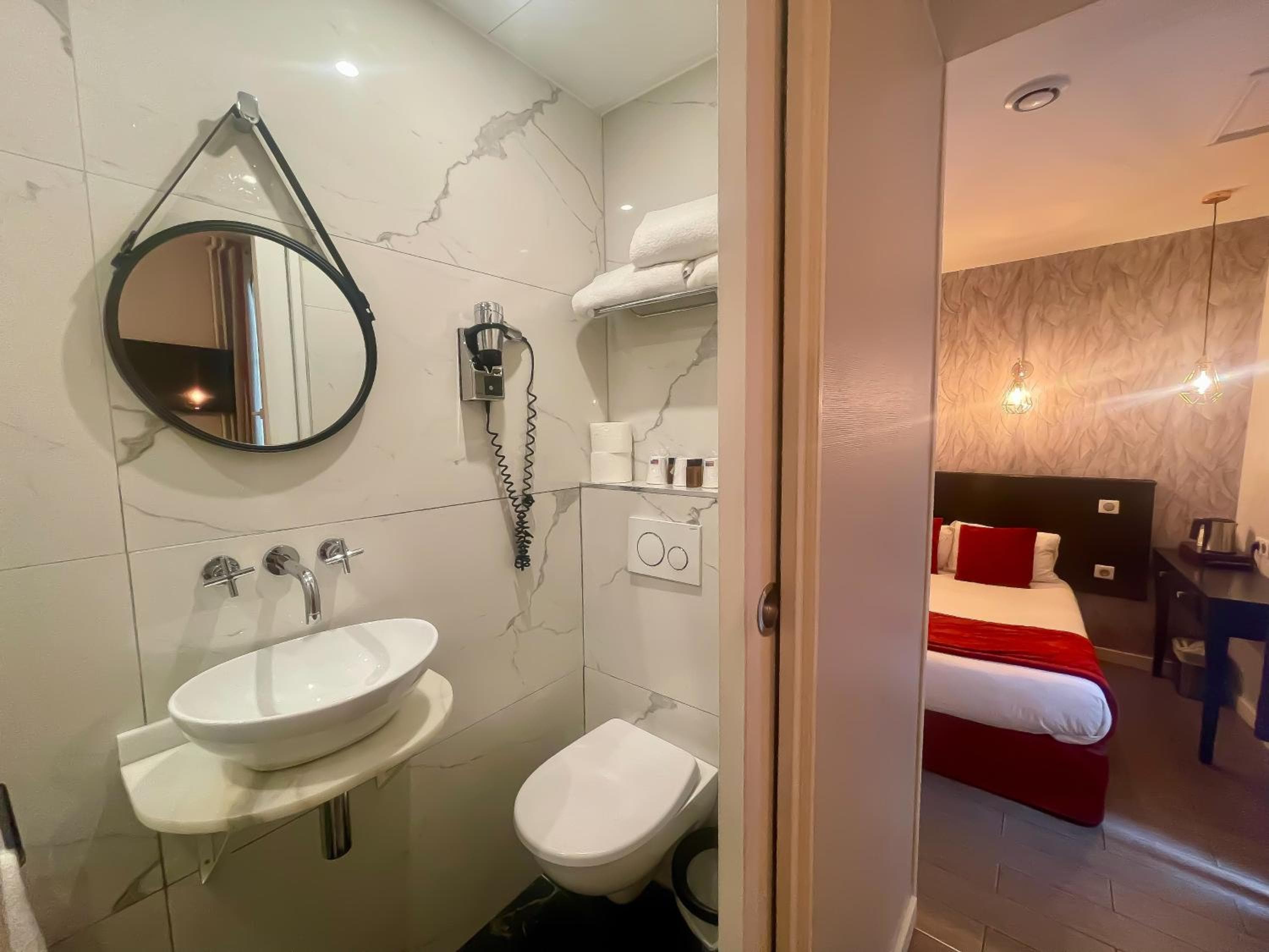 Hôtel Eiffel Rive Gauche