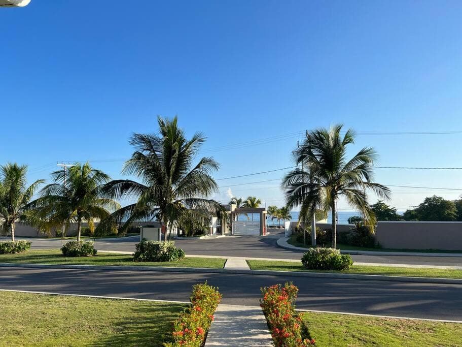 StayCay Vacation Home *NEW