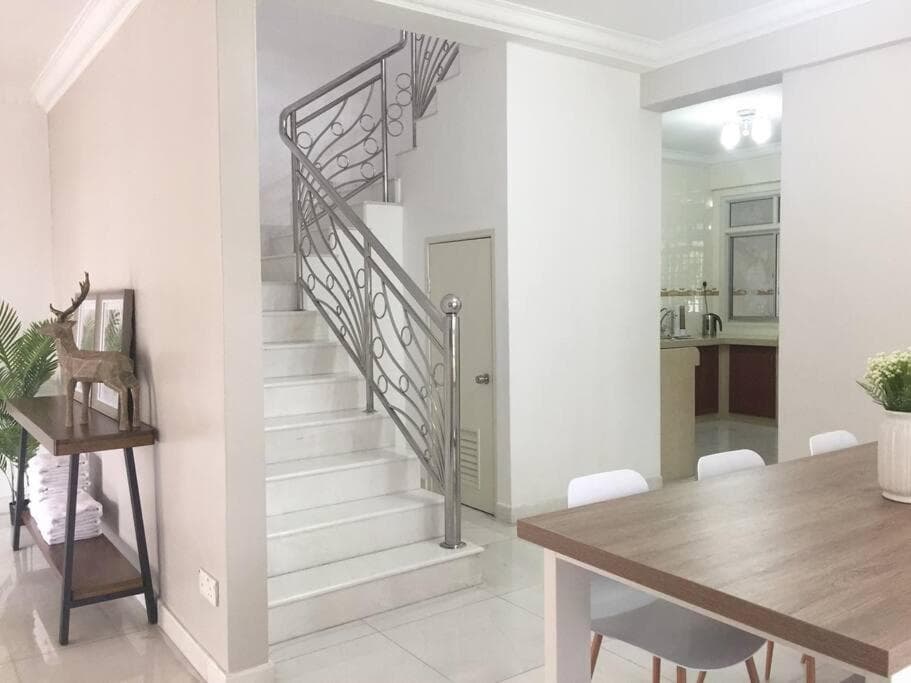 Family 4BR Landed House @ SPICE ARENA