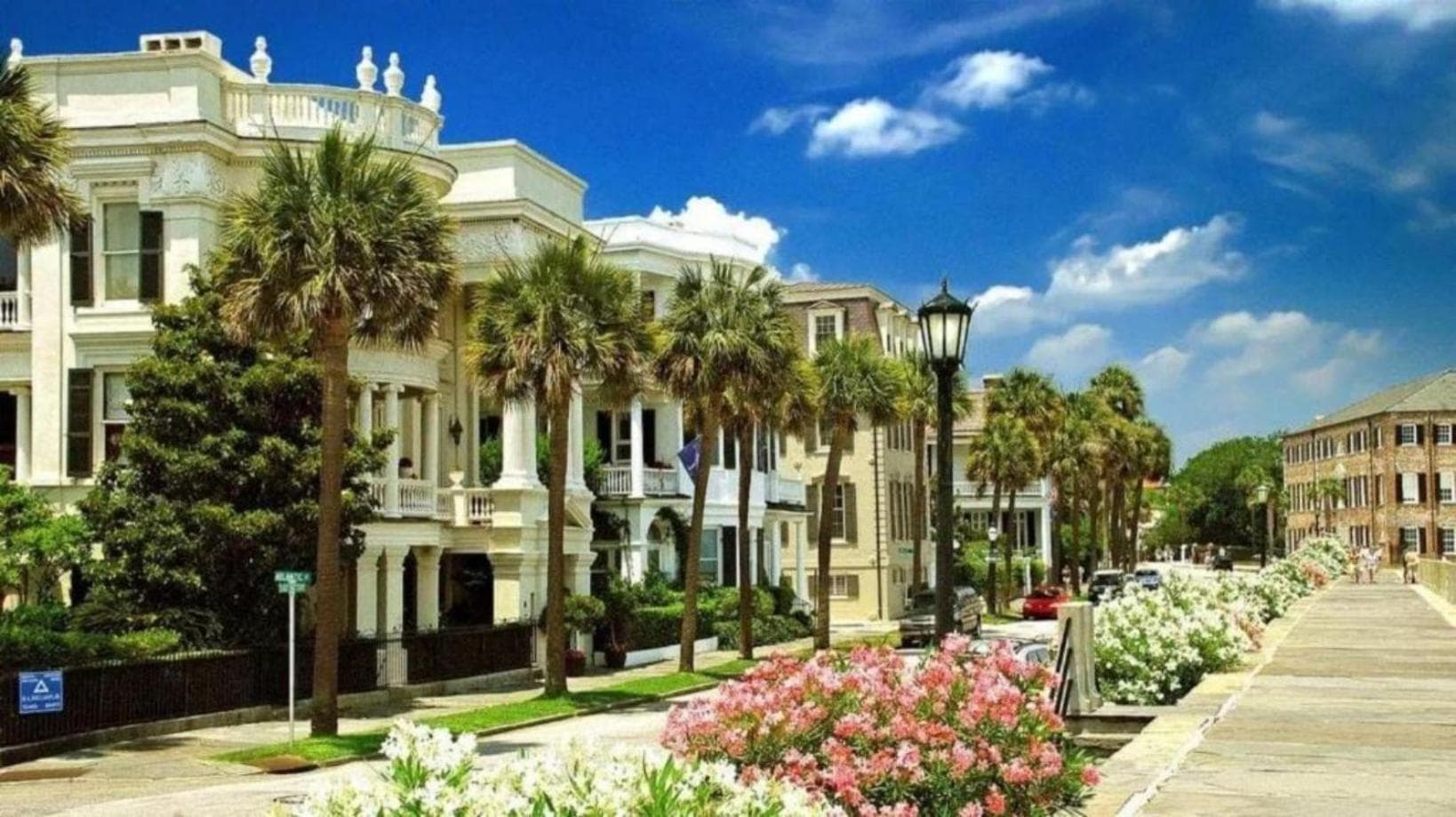 ☆Live on the Water! Lake Palmetto Palm w/ Patio - 10Min to Downtown & Beaches☆