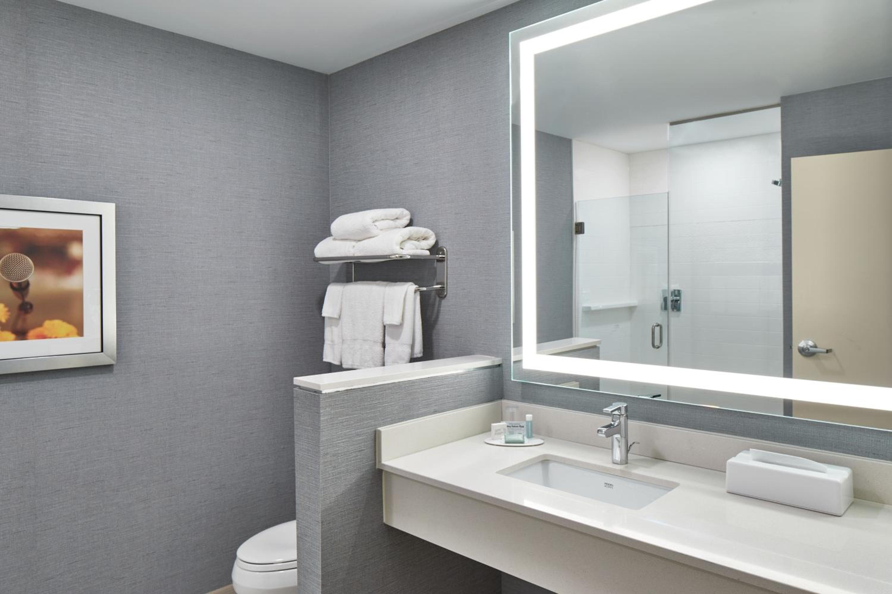 Fairfield Inn and Suites by Marriott Nashville Downtown/The Gulch