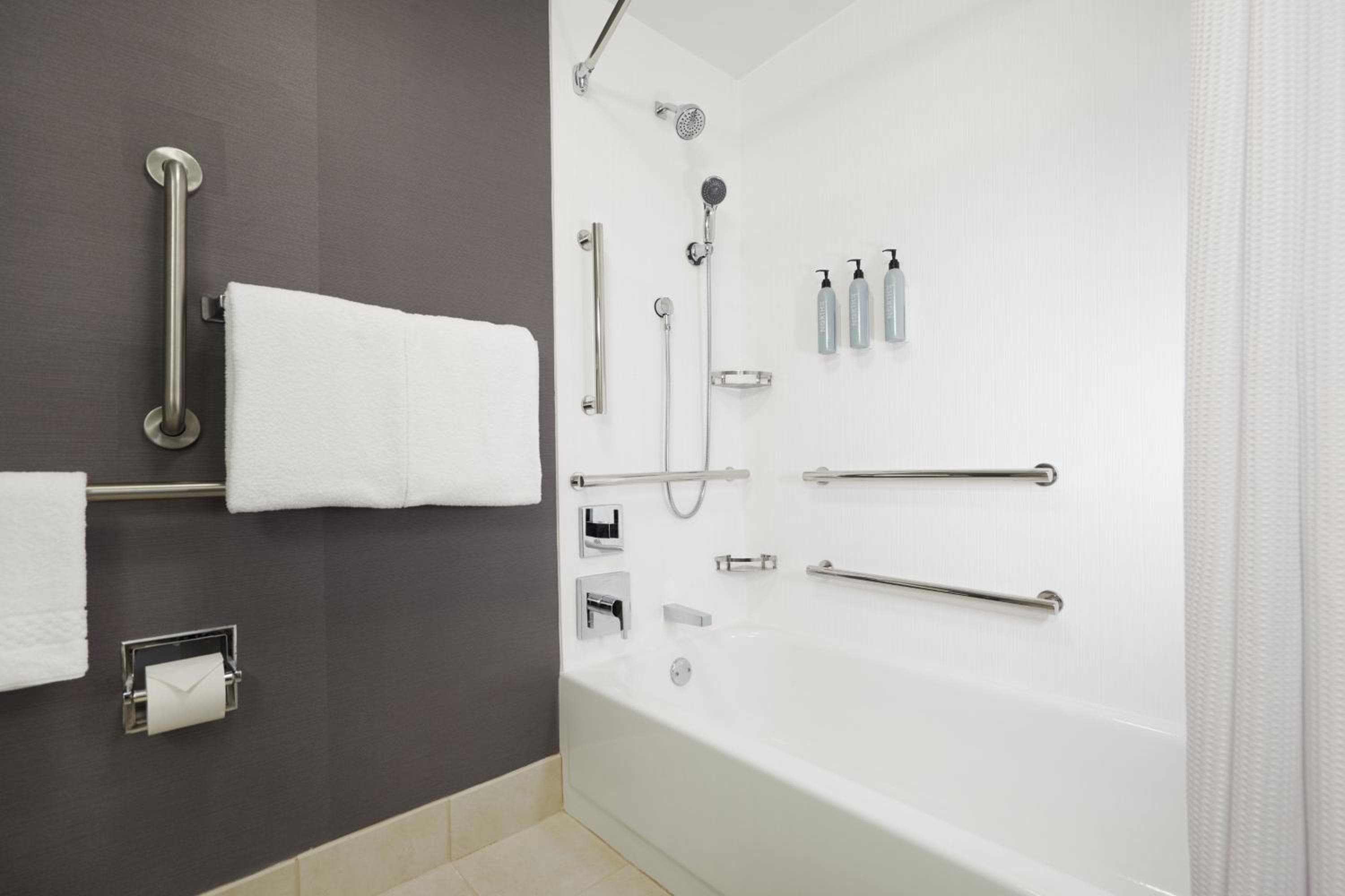 Courtyard by Marriott St. Louis Downtown West