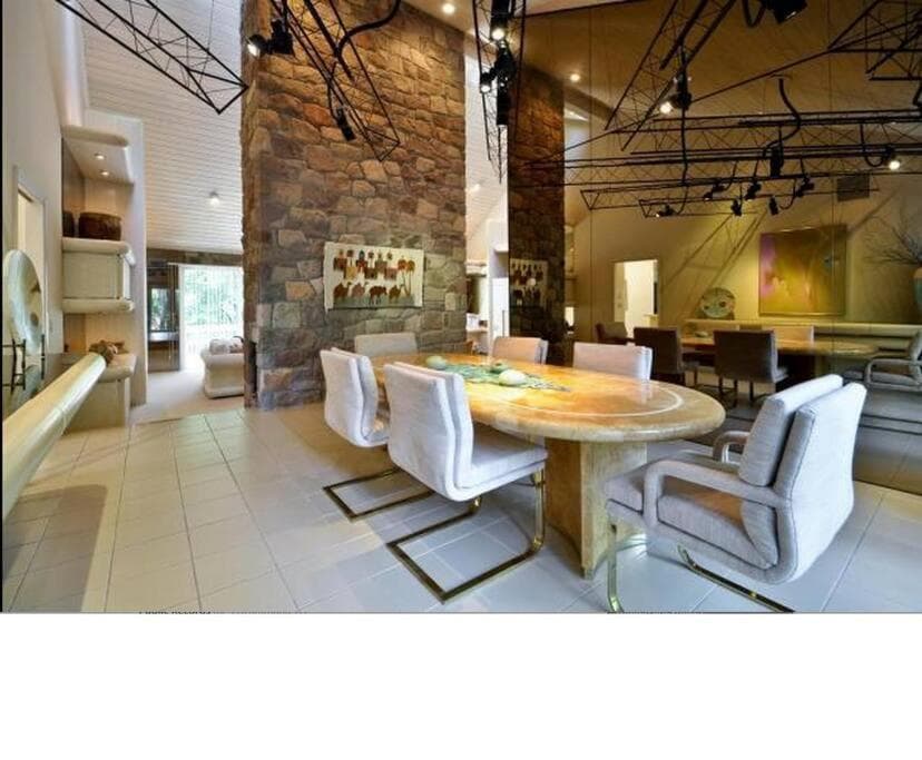 Beautiful House in Livingston (20 miles from NYC)