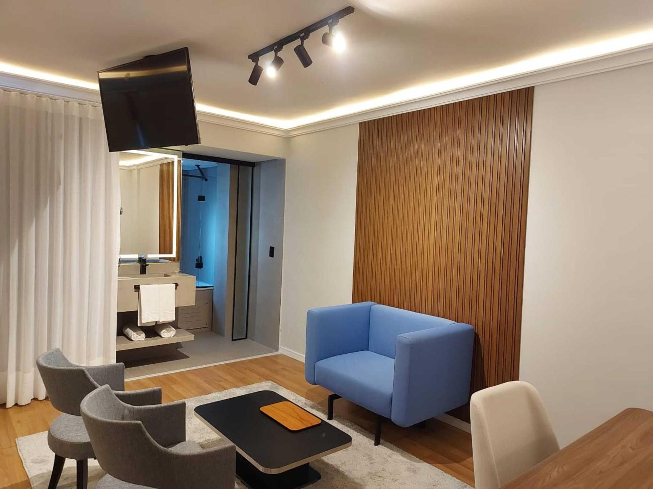 Monaco Hotel & Convention By Easy Class