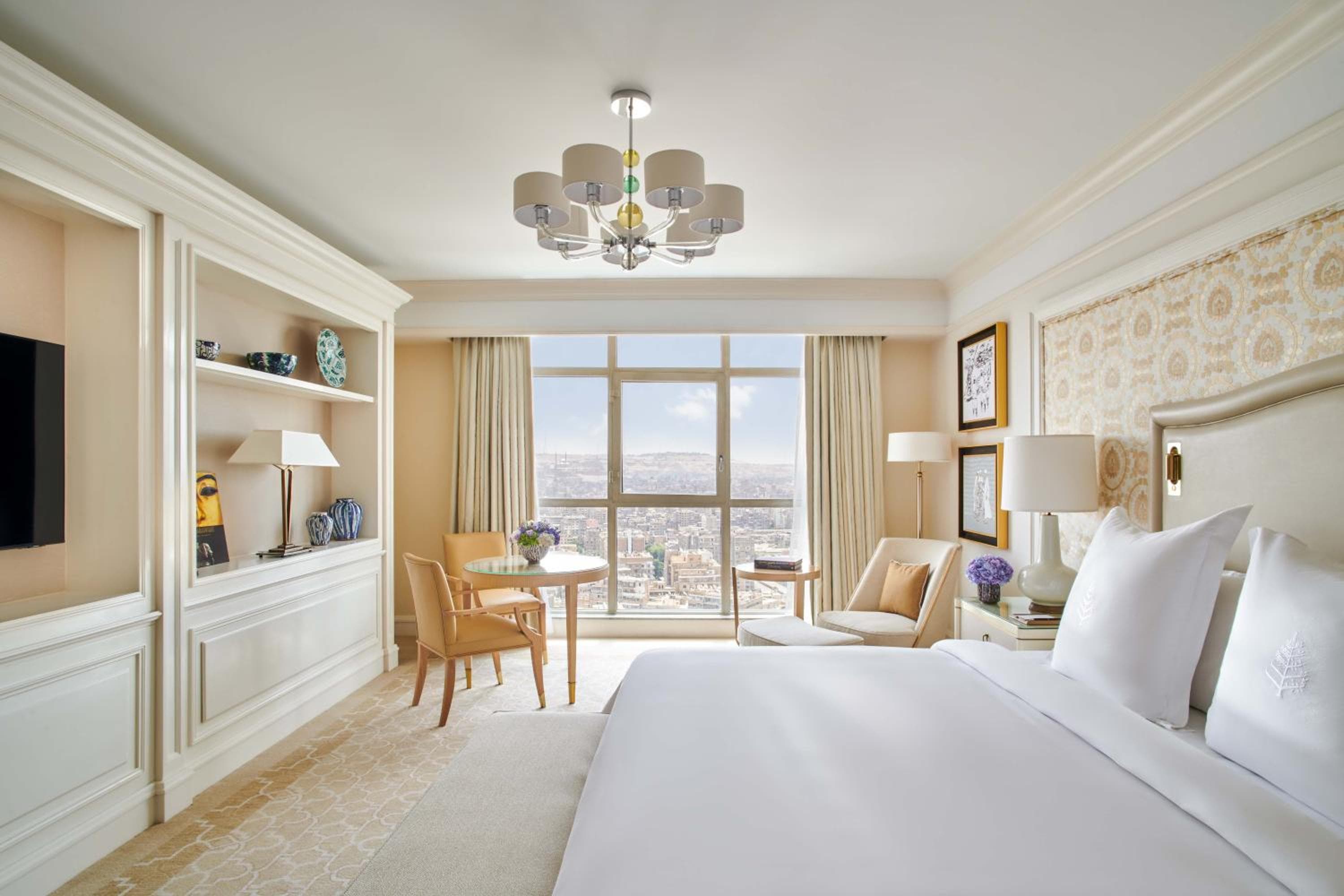 Four Seasons Hotel Cairo at Nile Plaza