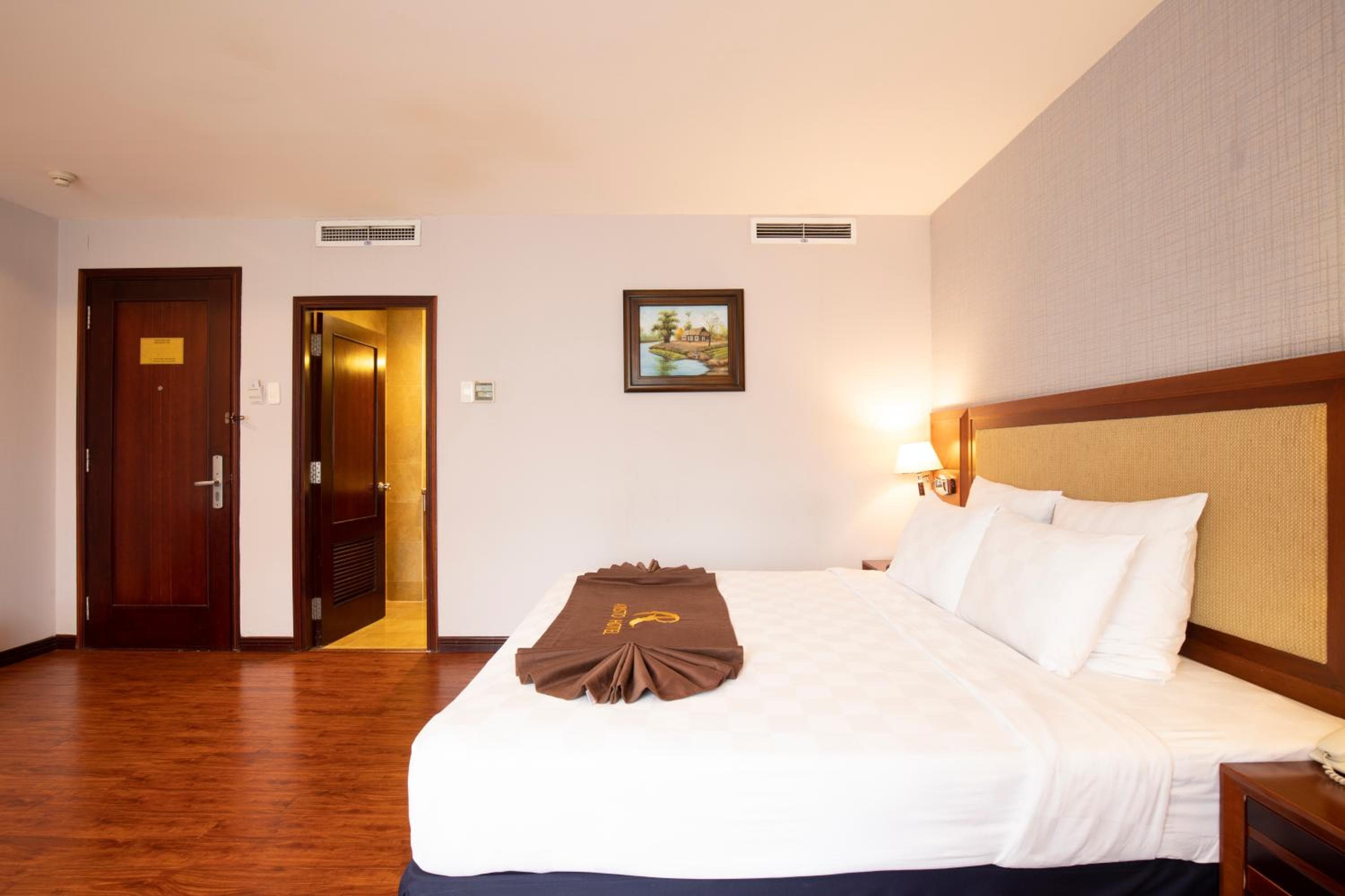 Aristo Saigon Hotel