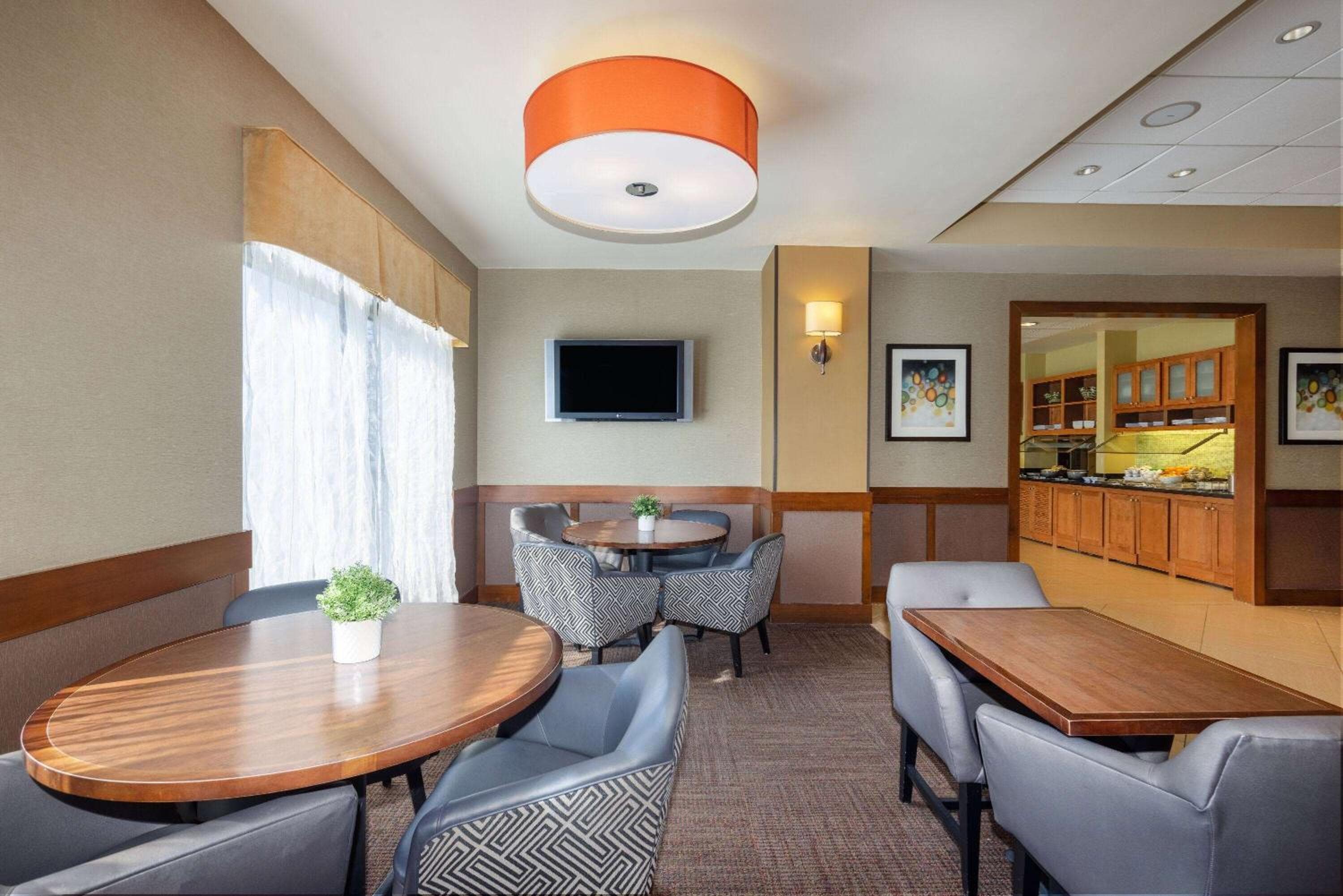 Wyndham Garden Kansas City Airport