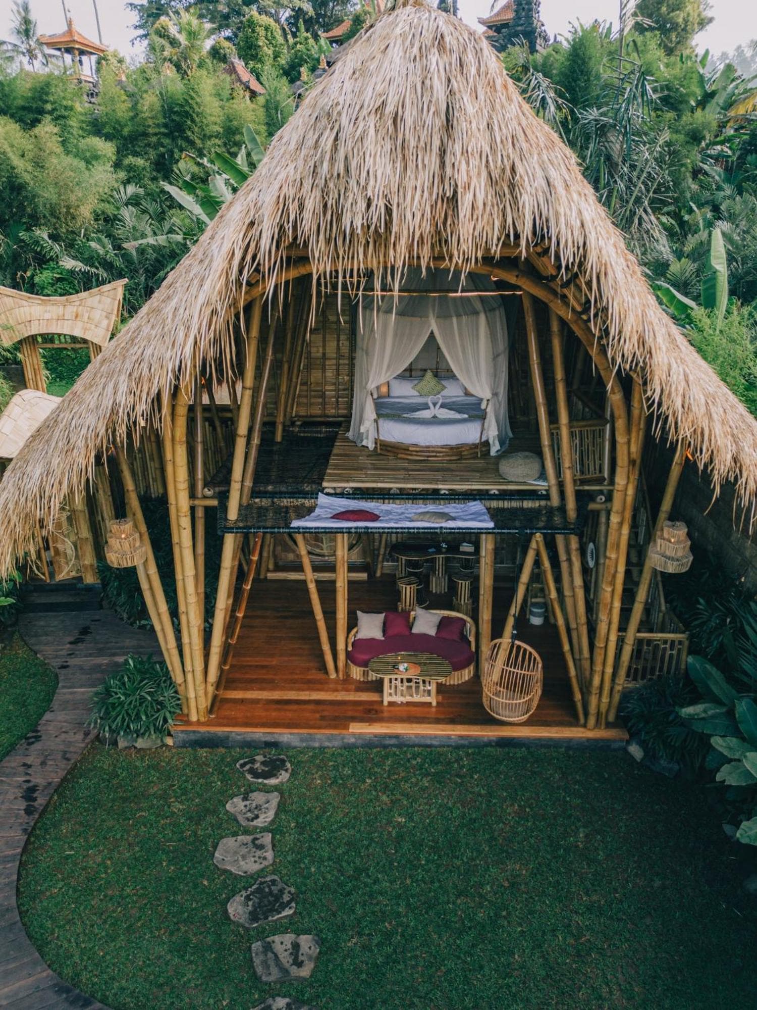 Balikayanas - Ellena House