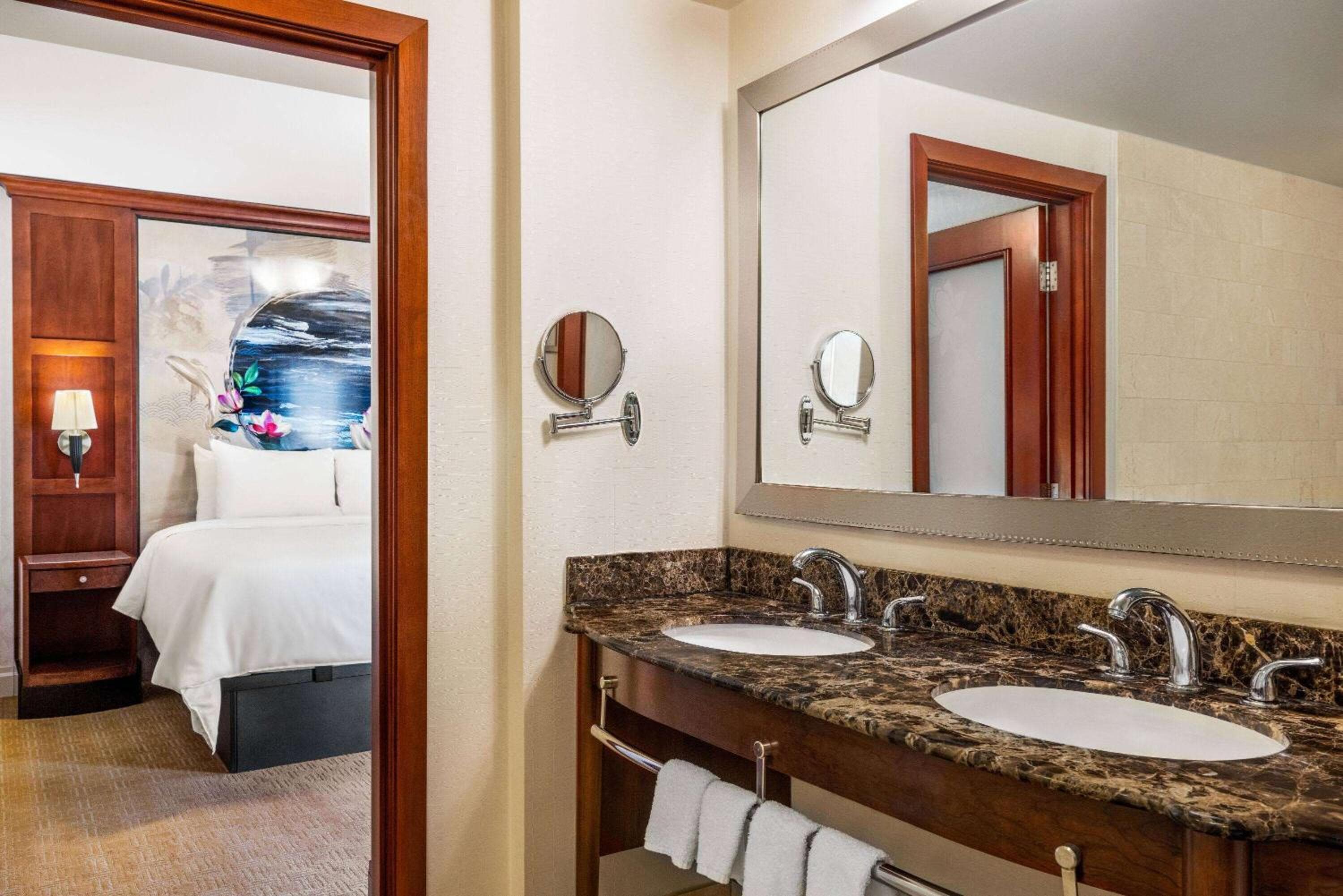 Viana Hotel and Spa, Trademark Collection by Wyndham