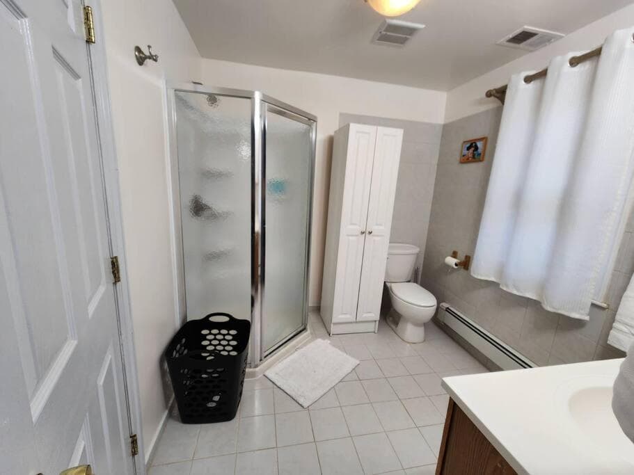 RentalsOP NJ01 Full house minutes from NYC, near to metlife, American Dream
