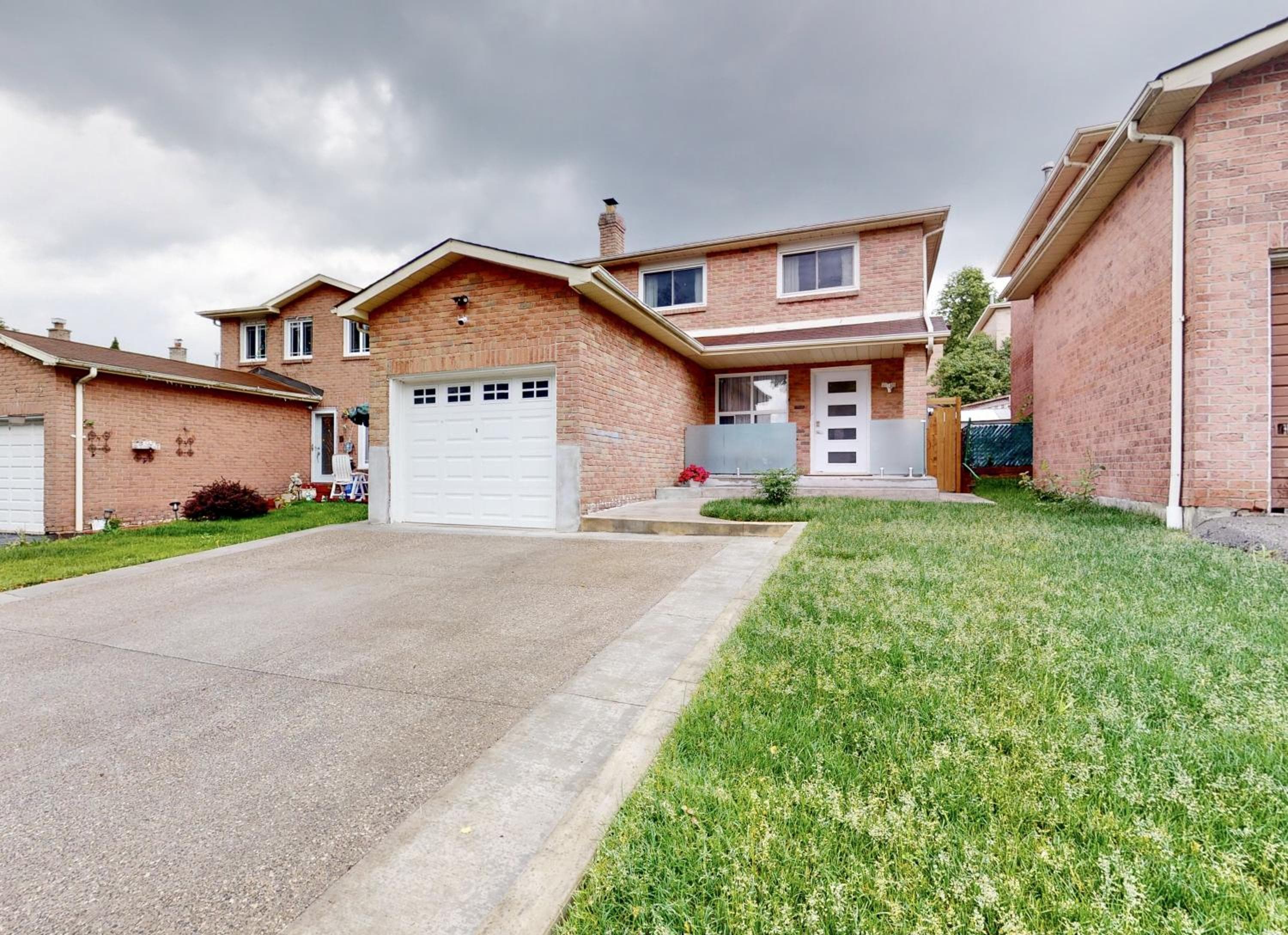3-Bed 3-Bath Cozy Vacation House in Ajax, Greater Toronto Area, ON, Canada