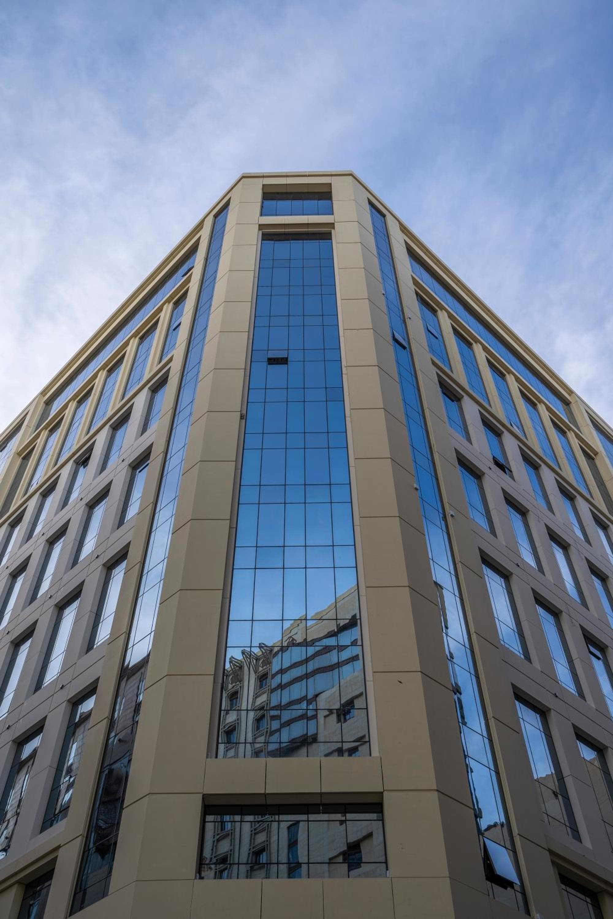 VALY Al-Madinah Hotel