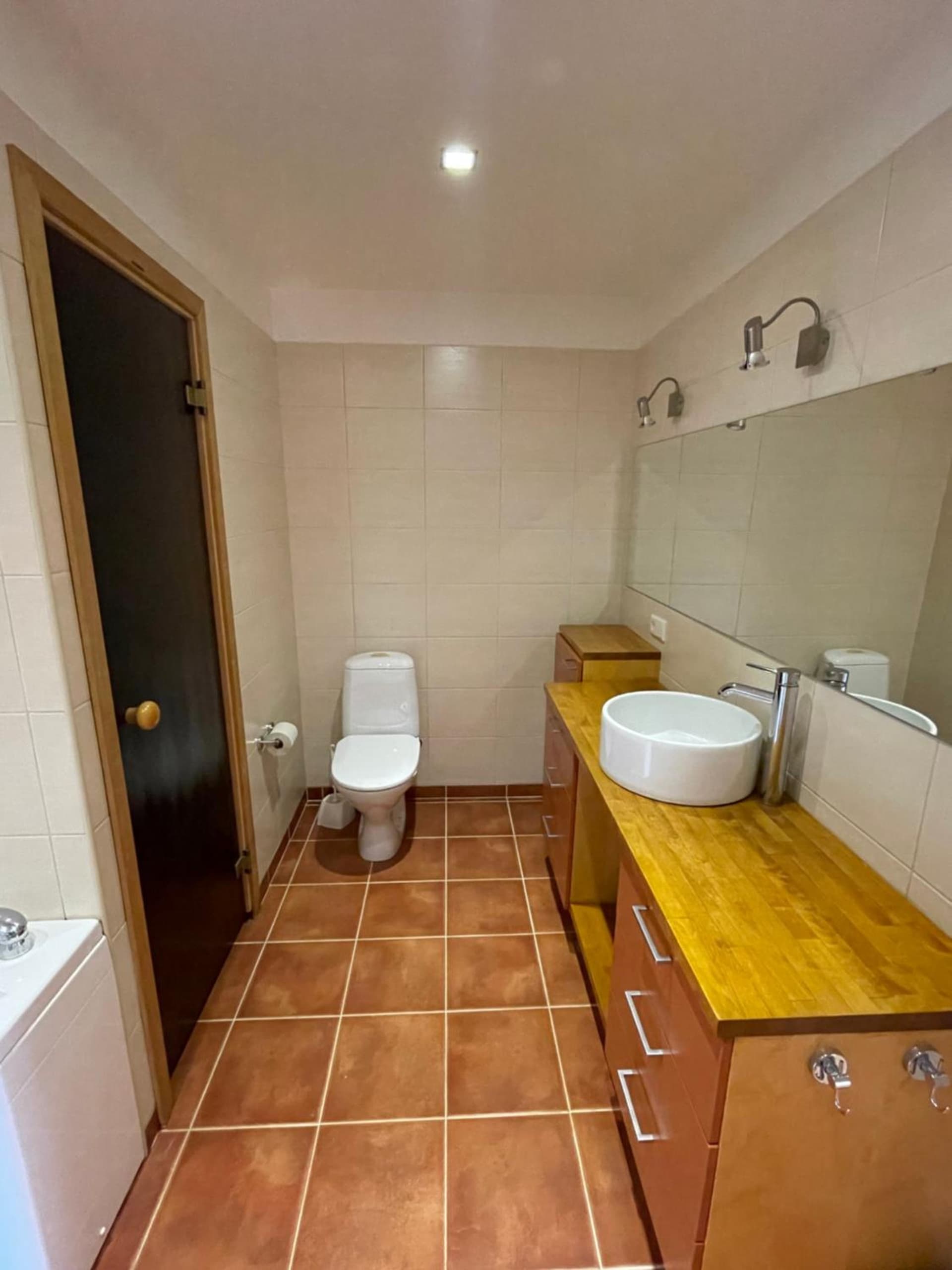 Spacious 3-bedroom apartment with sauna