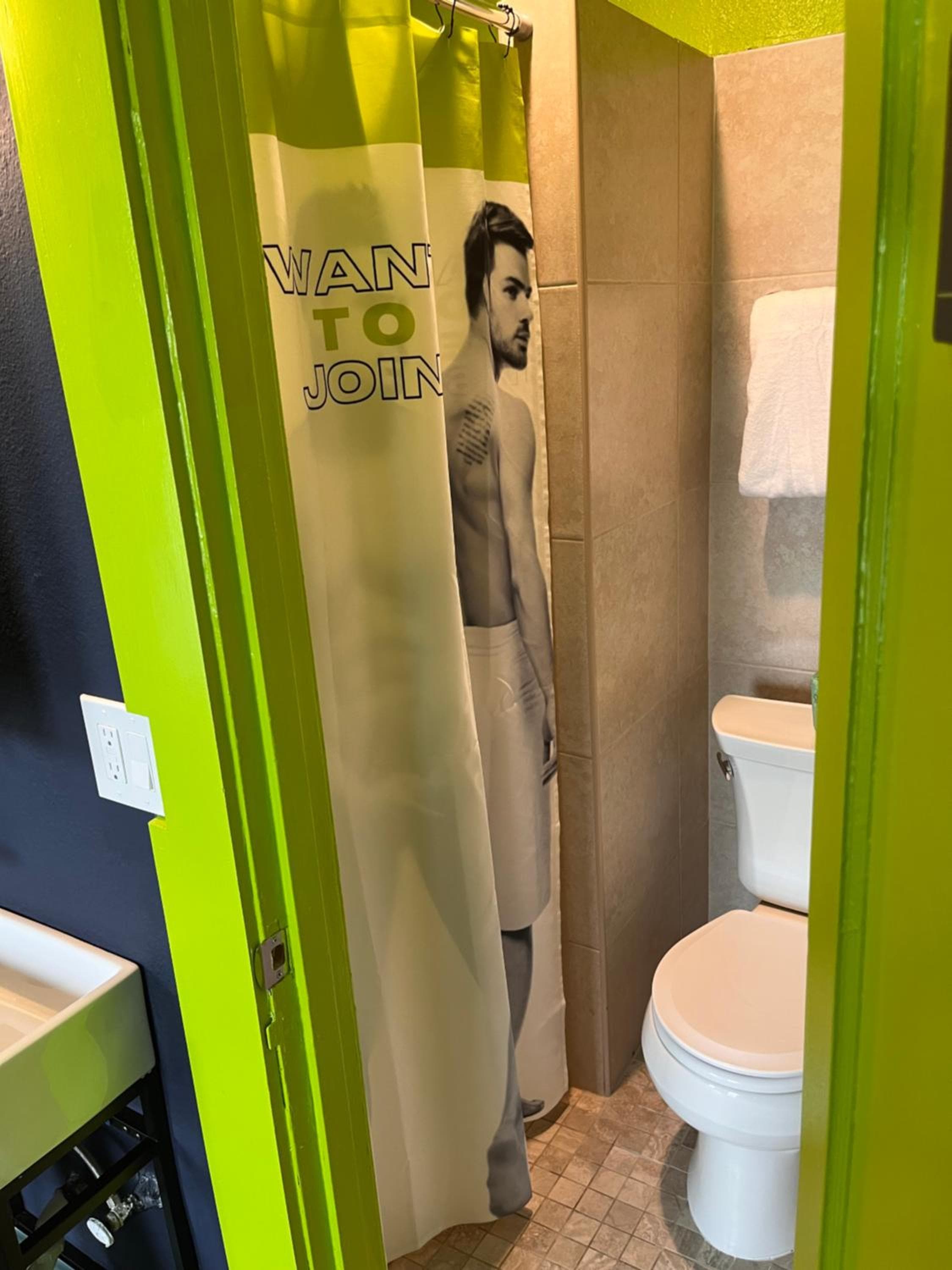 Mari Jean Hotel - All Adults Welcome