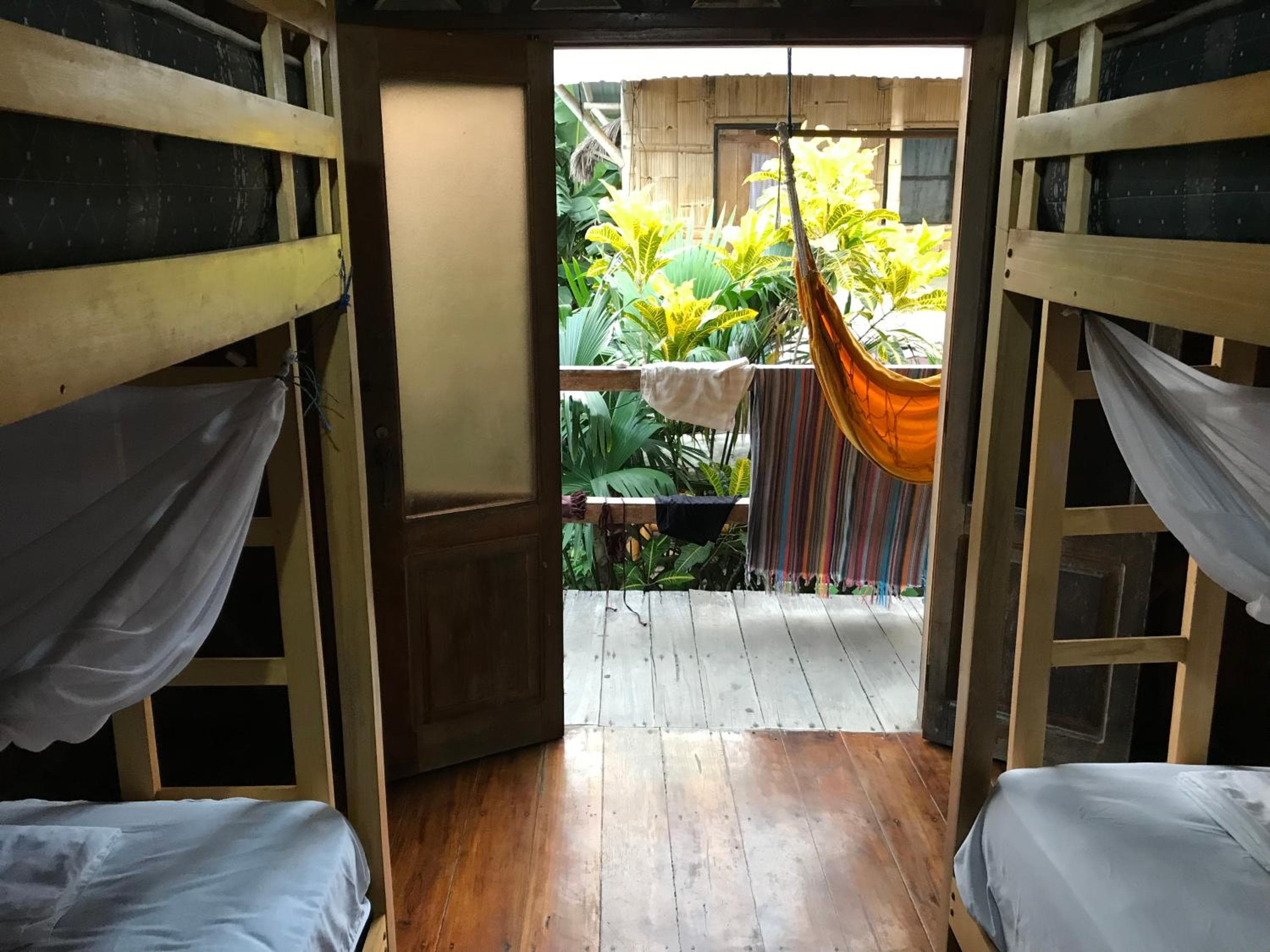 Onda Hostel Mompiche