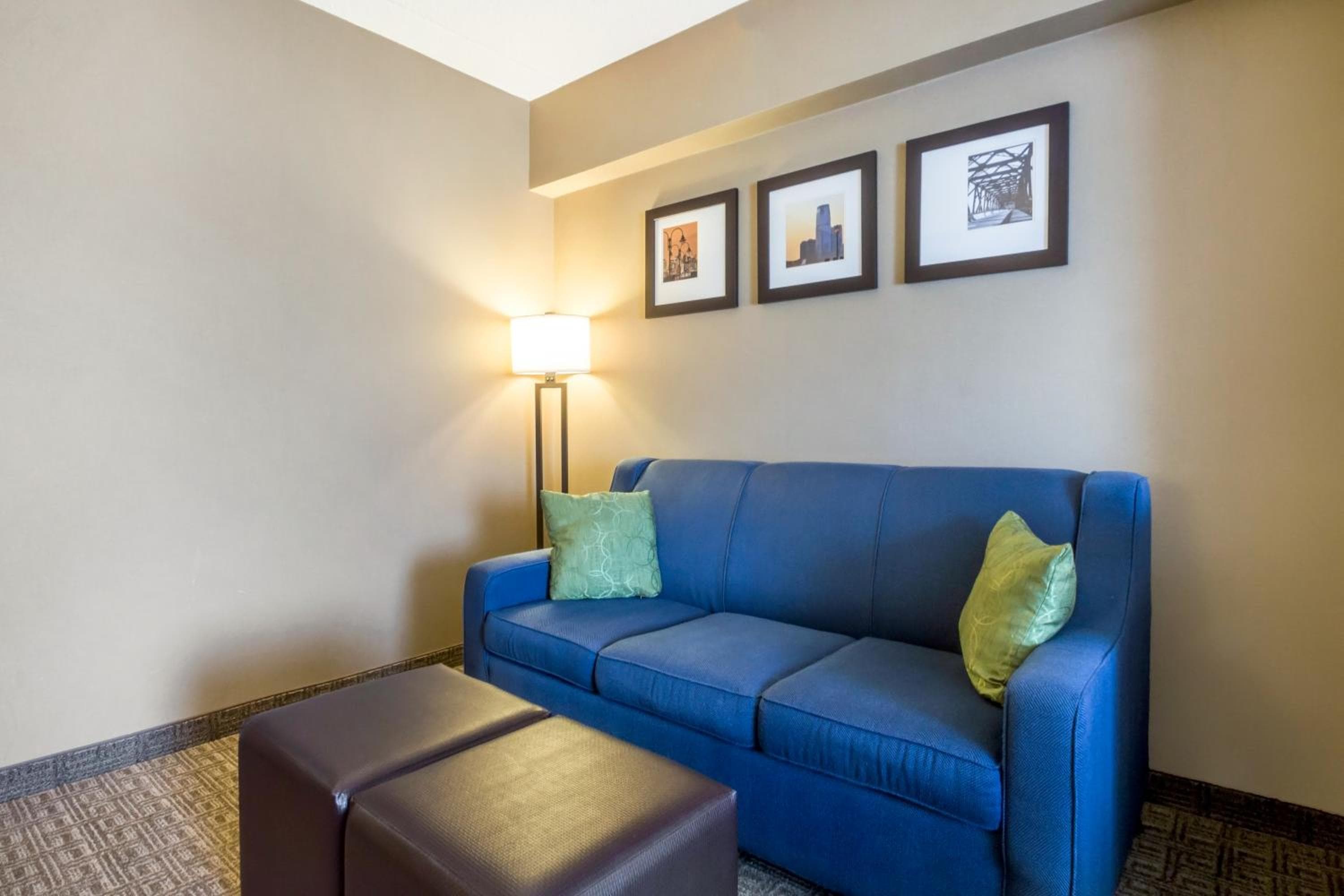 Comfort Suites at Woodbridge