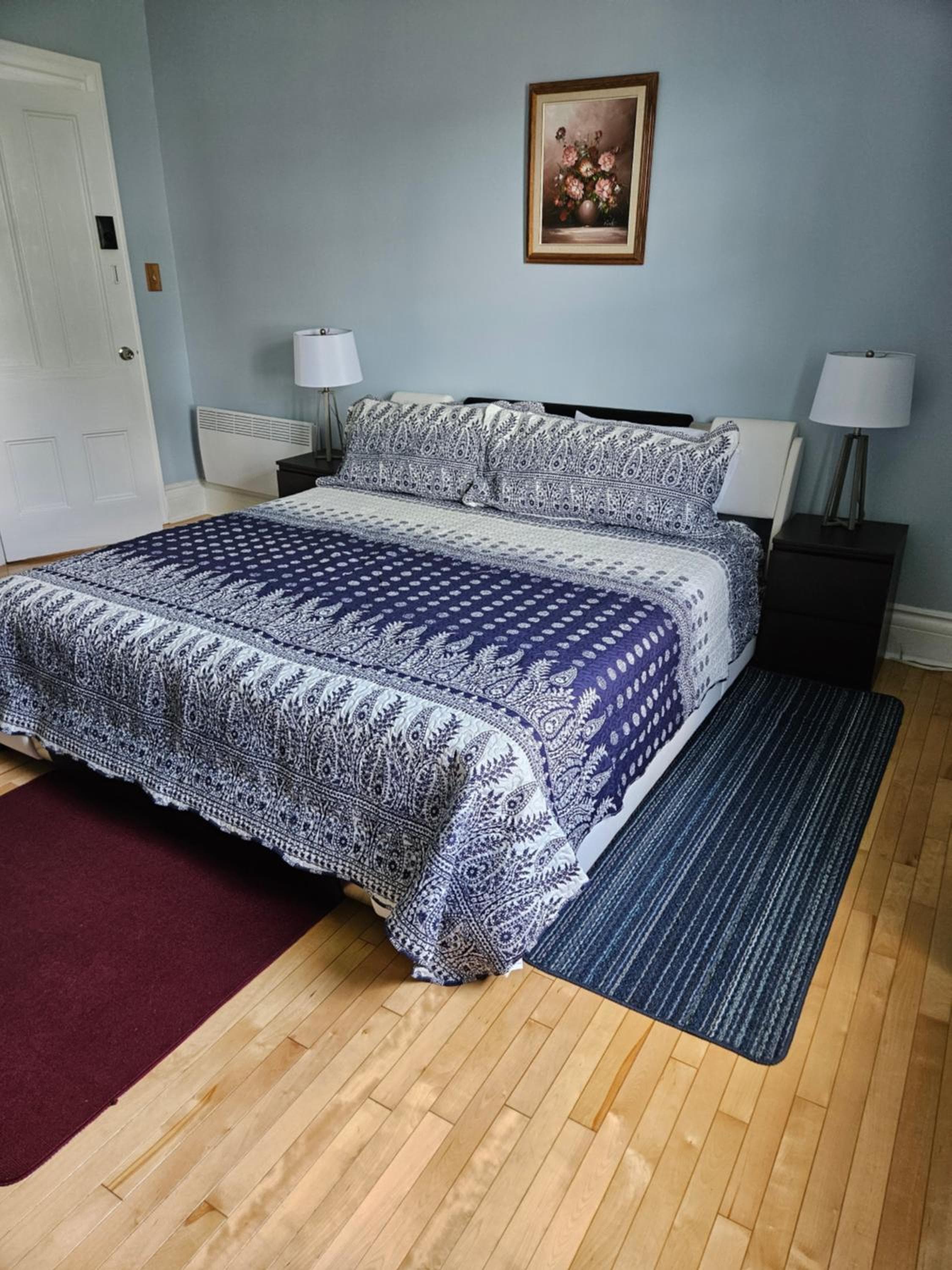 Sunflower Guest Suites