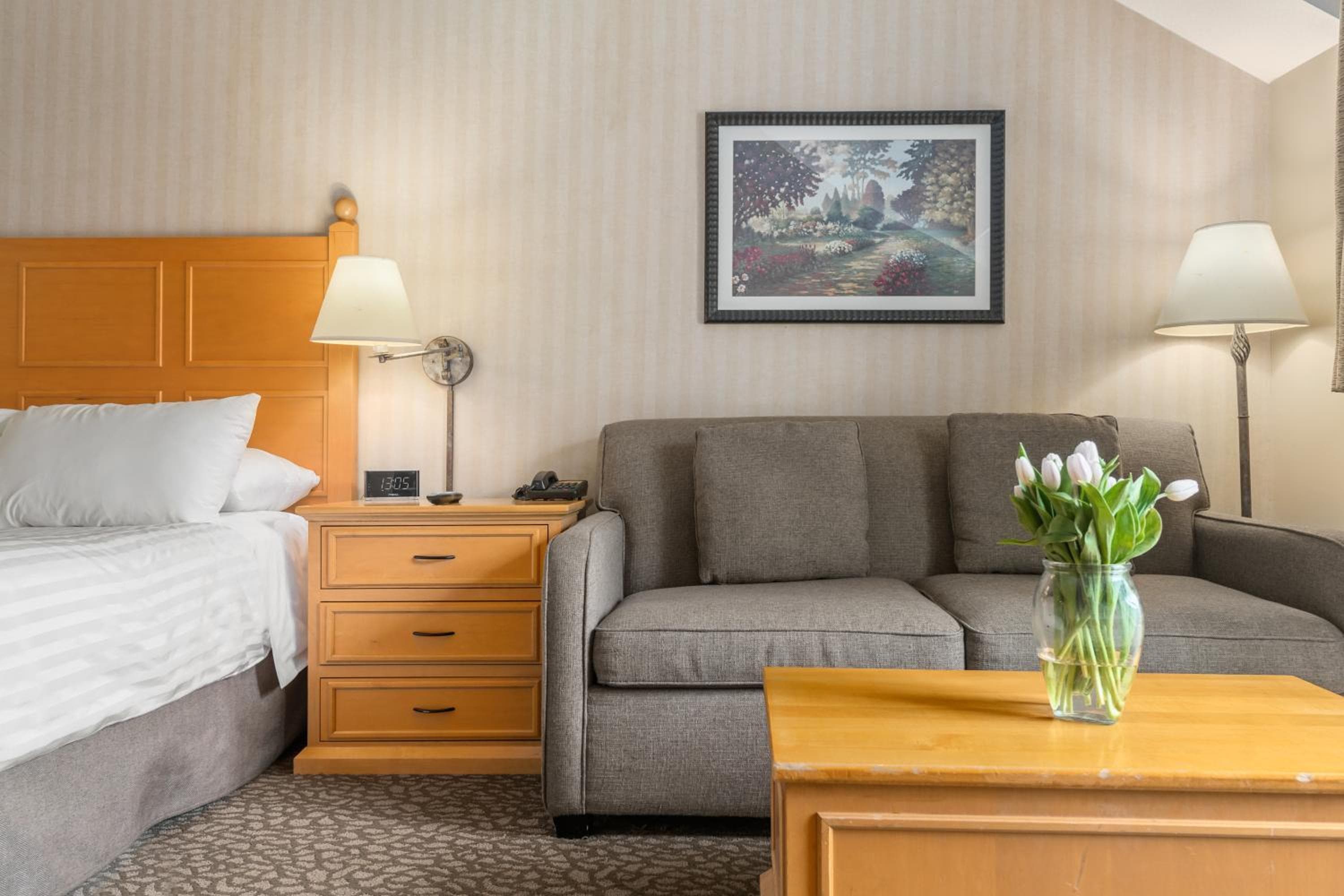 Pinnacle Hotel Whistler
