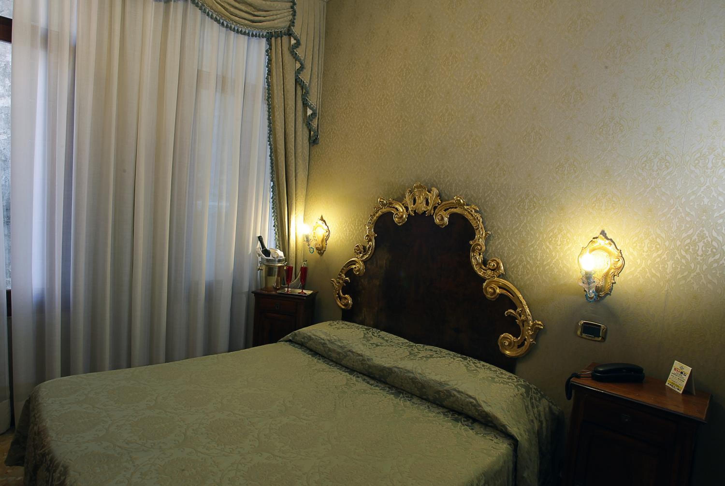 Hotel Ateneo