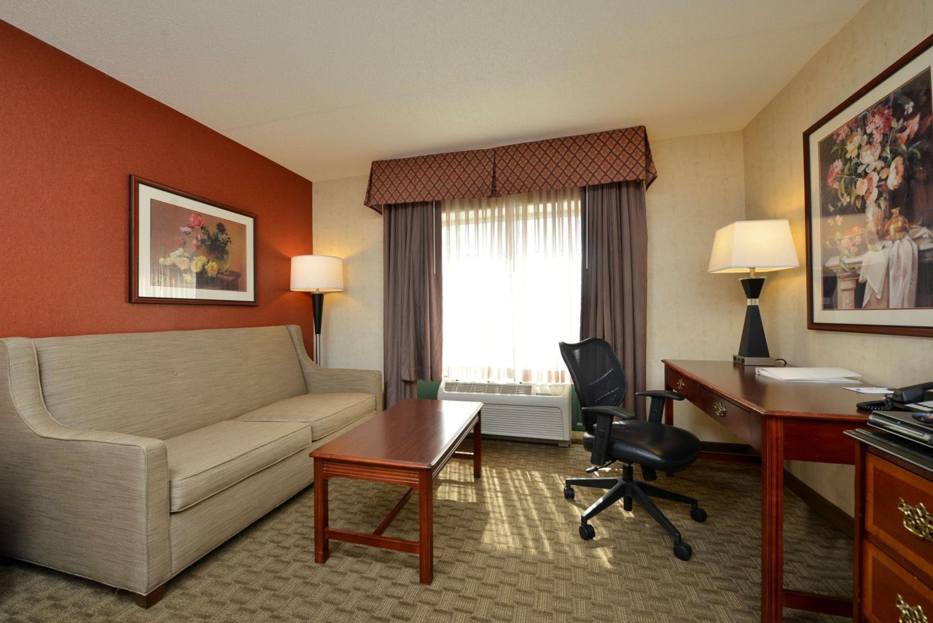 Hampton Inn East Aurora, NY