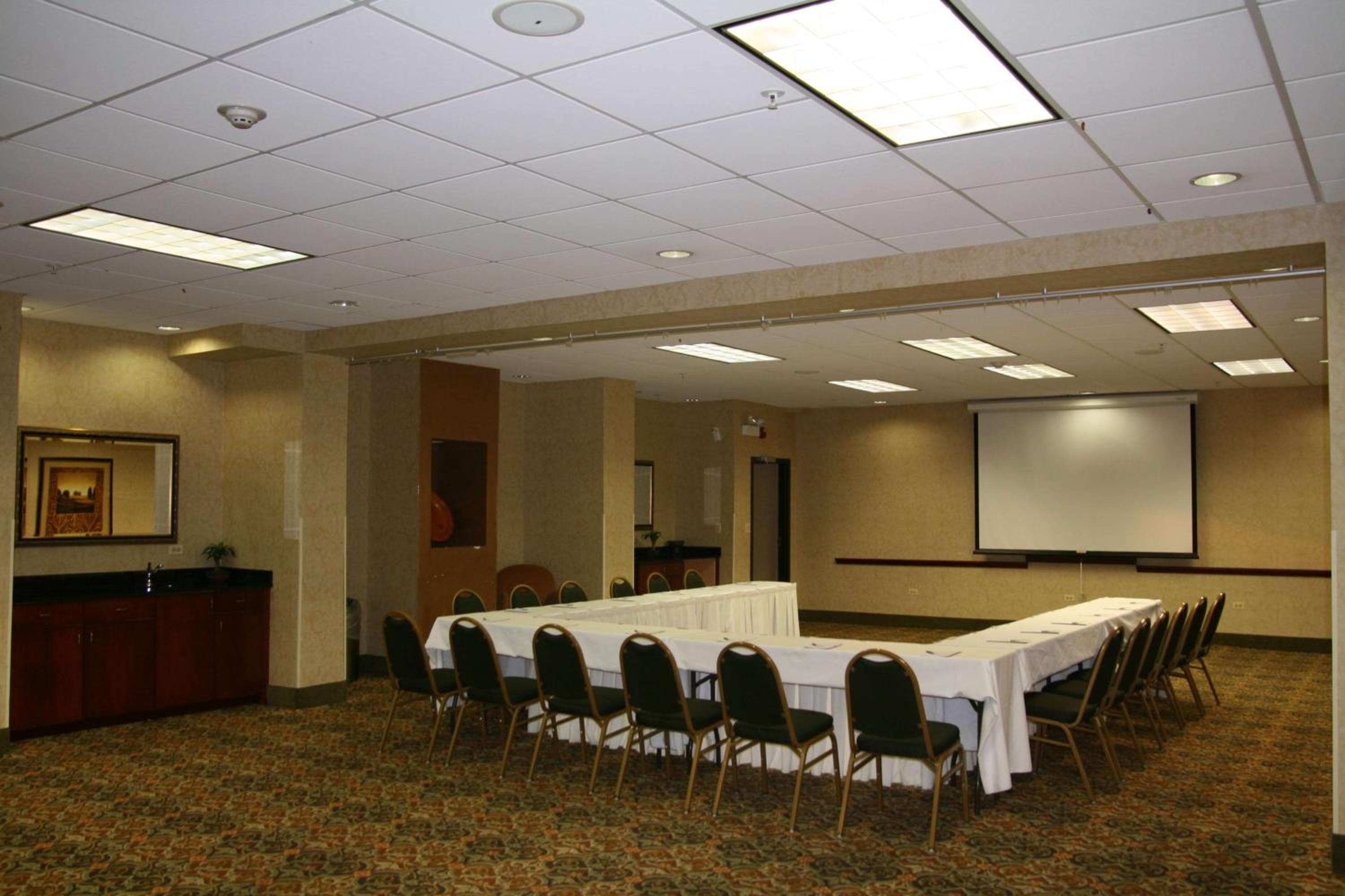 Hampton Inn & Suites Bolingbrook
