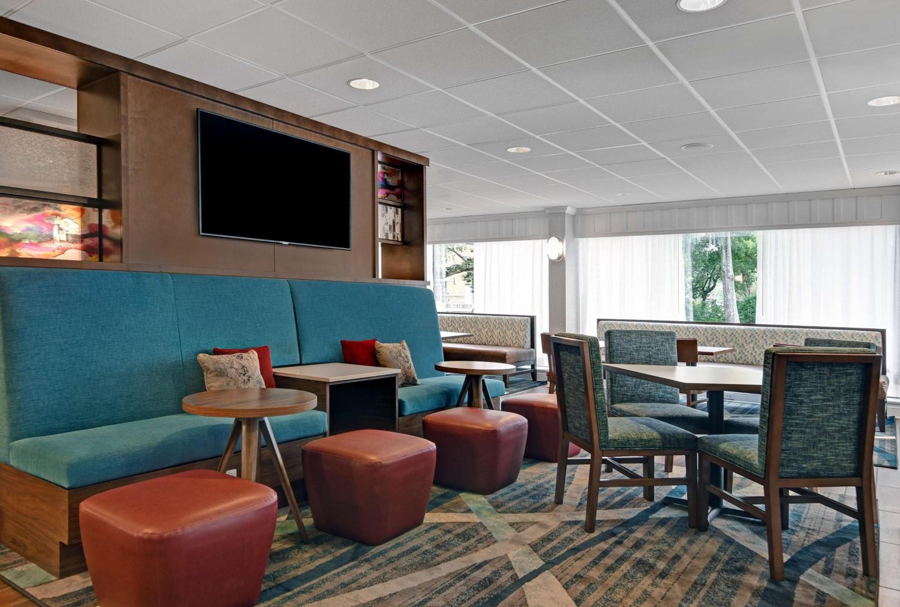 Hampton Inn Patriots Point