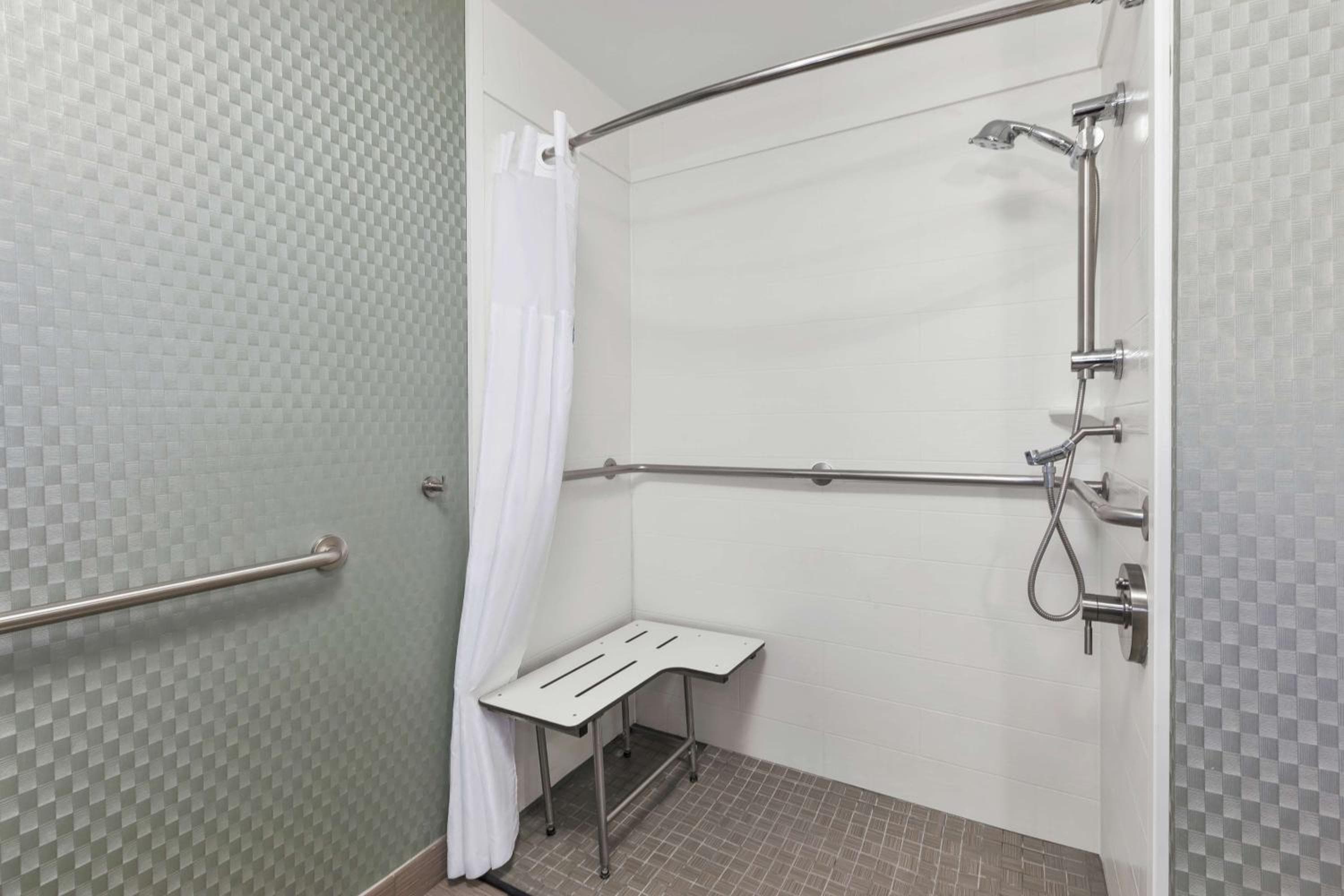 Hampton Inn Clinton