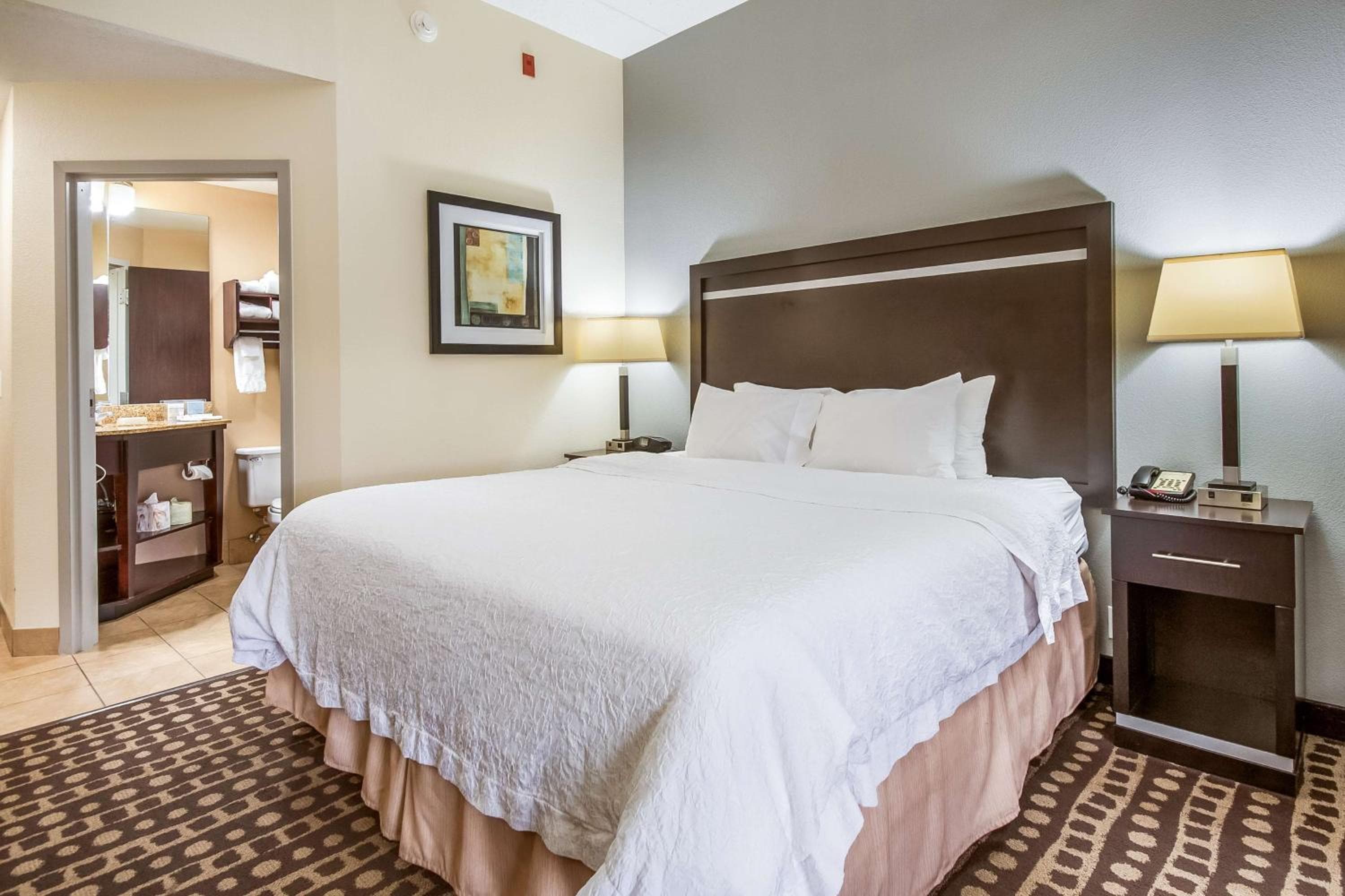 Hampton Inn West