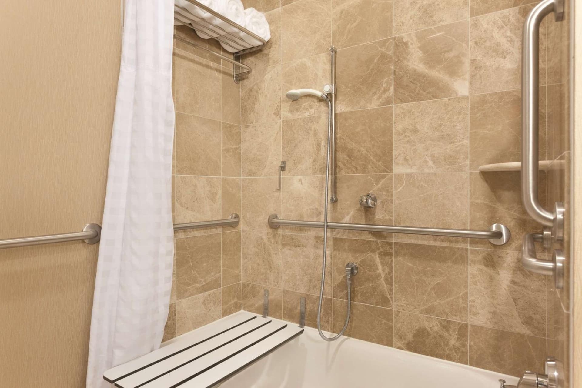 Hilton Garden Inn Falls Church
