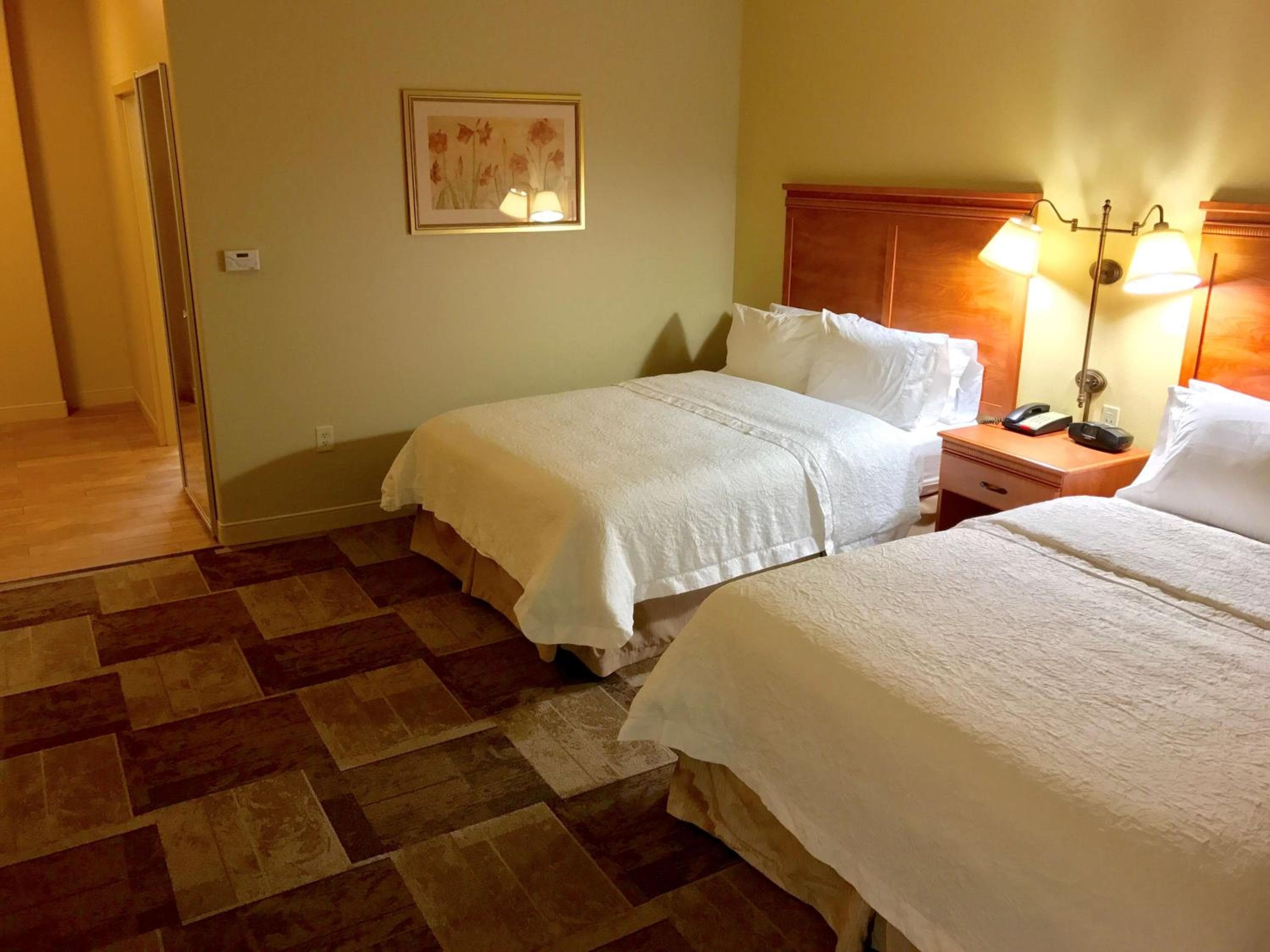 Hampton Inn Garden City