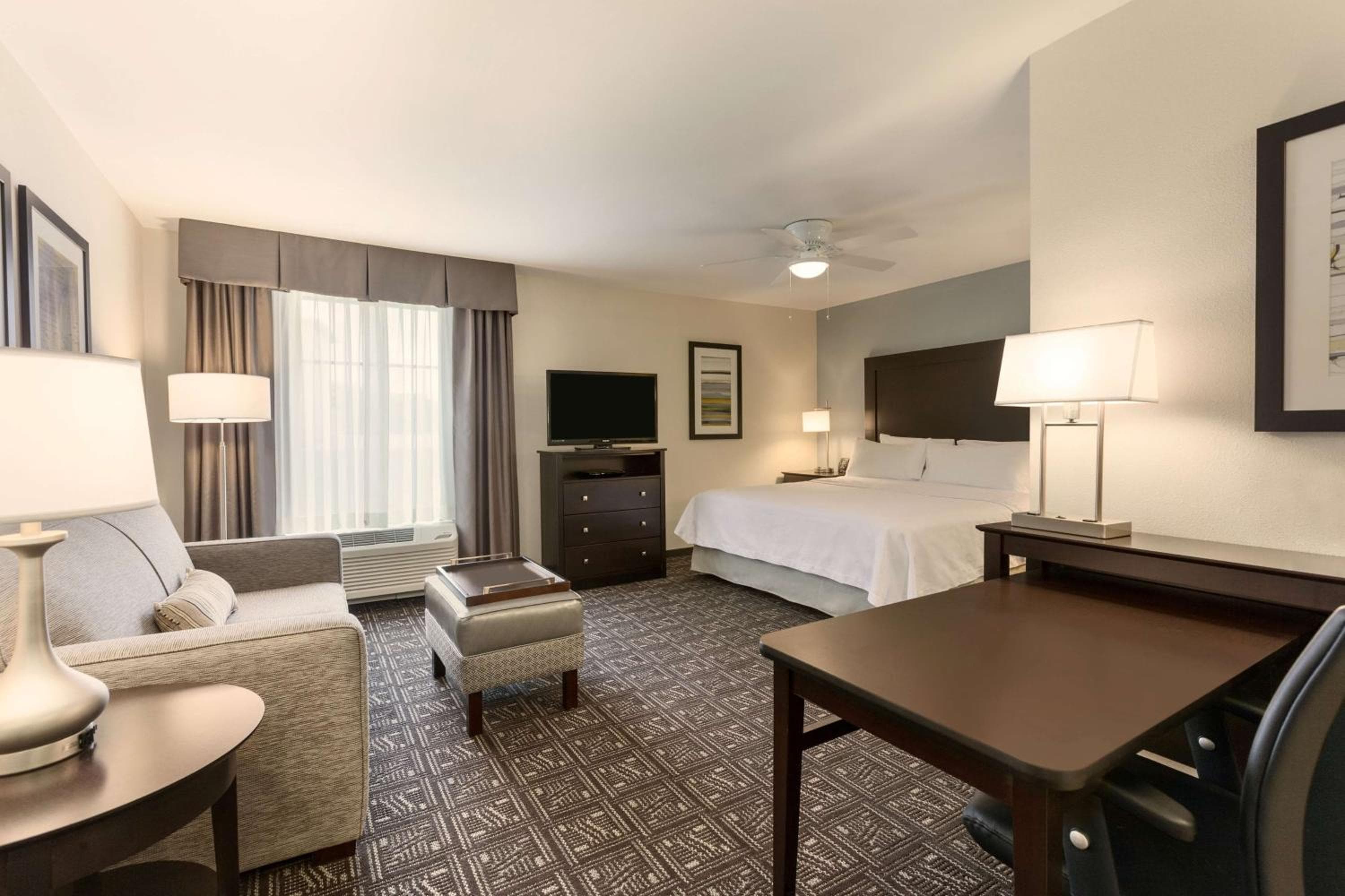 Homewood Suites by Hilton Huntsville-Downtown