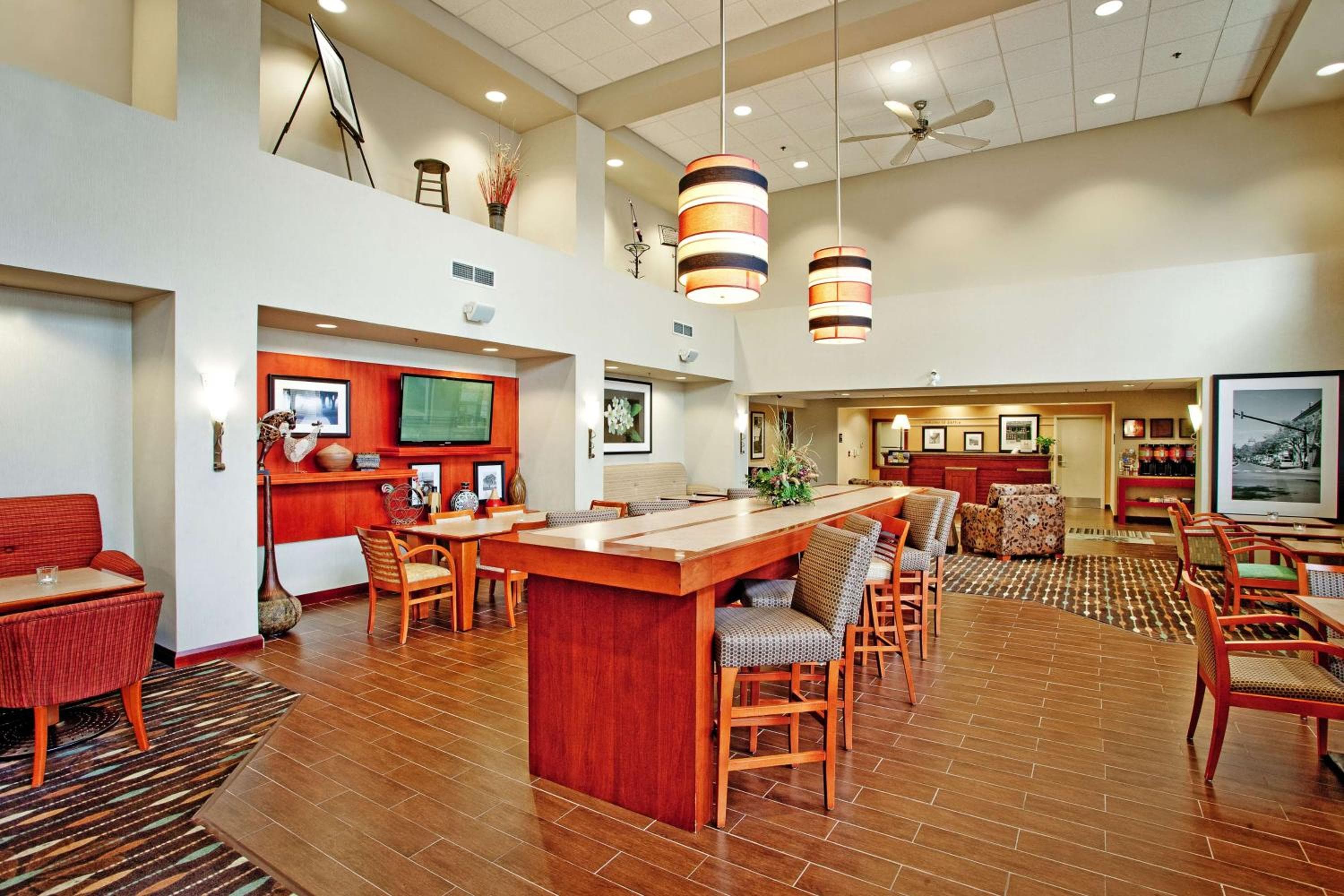 Hampton Inn & Suites by Hilton Barrie