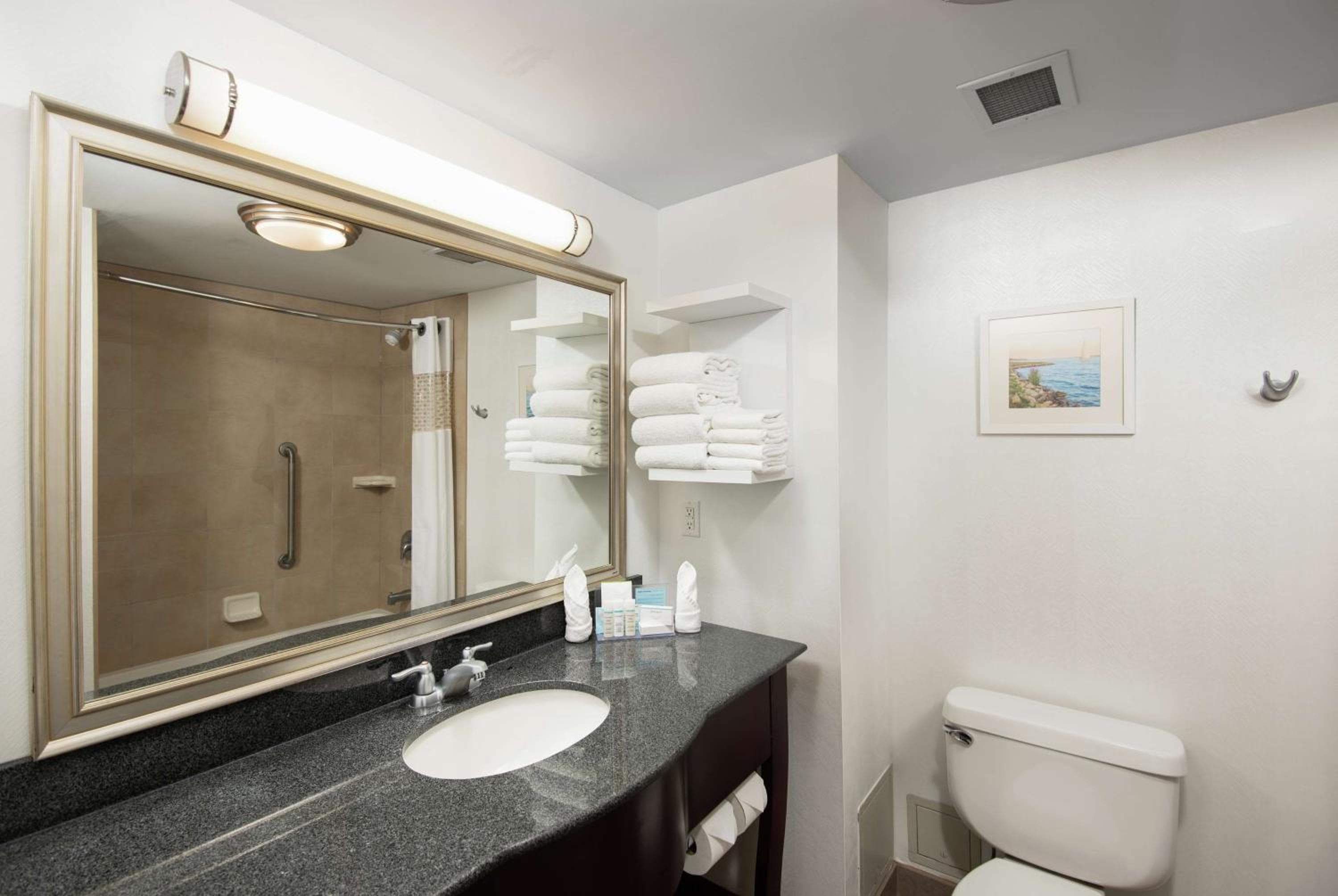 Hampton Inn & Suites by Hilton Barrie