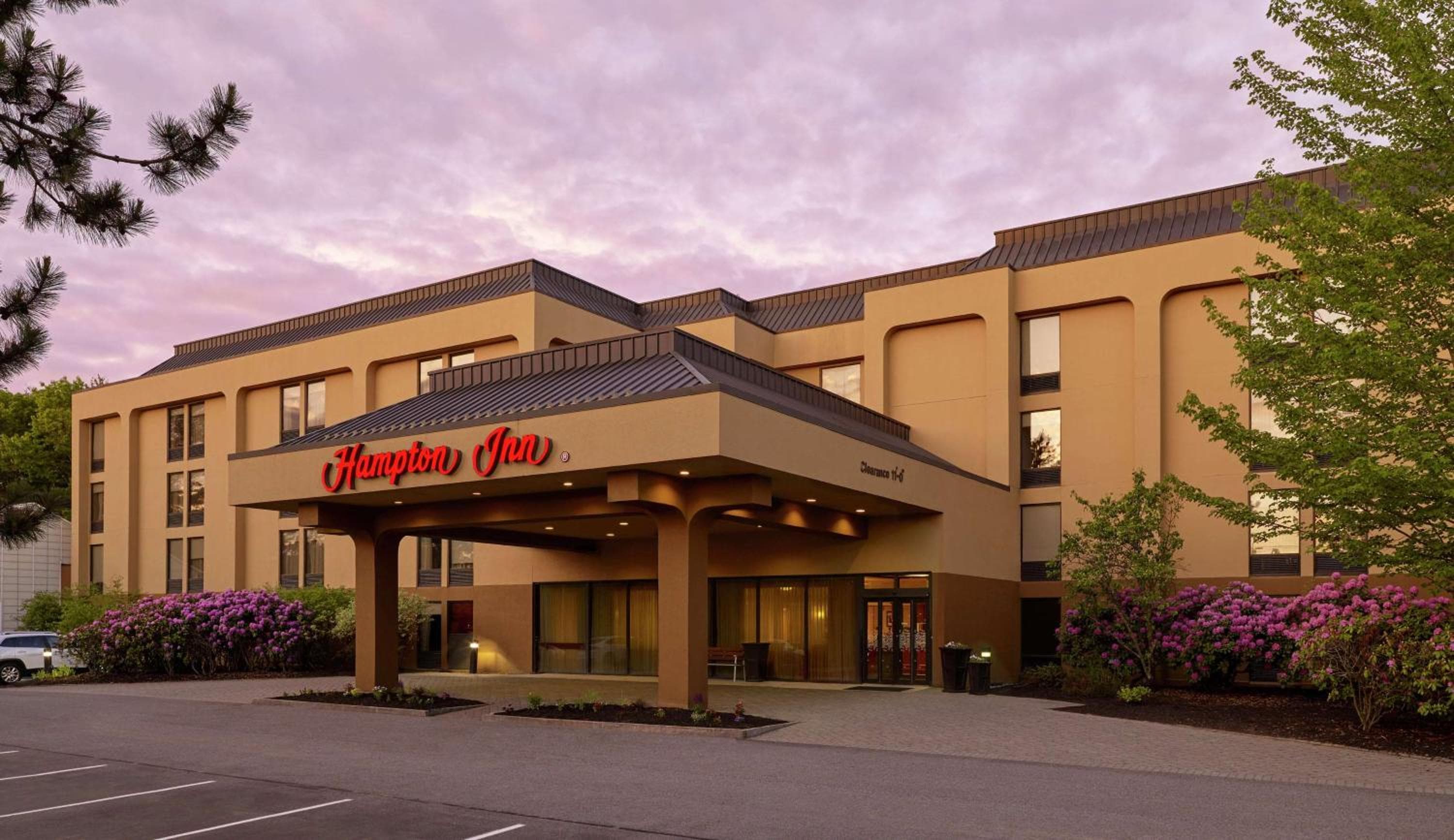 Long Creek Hotel