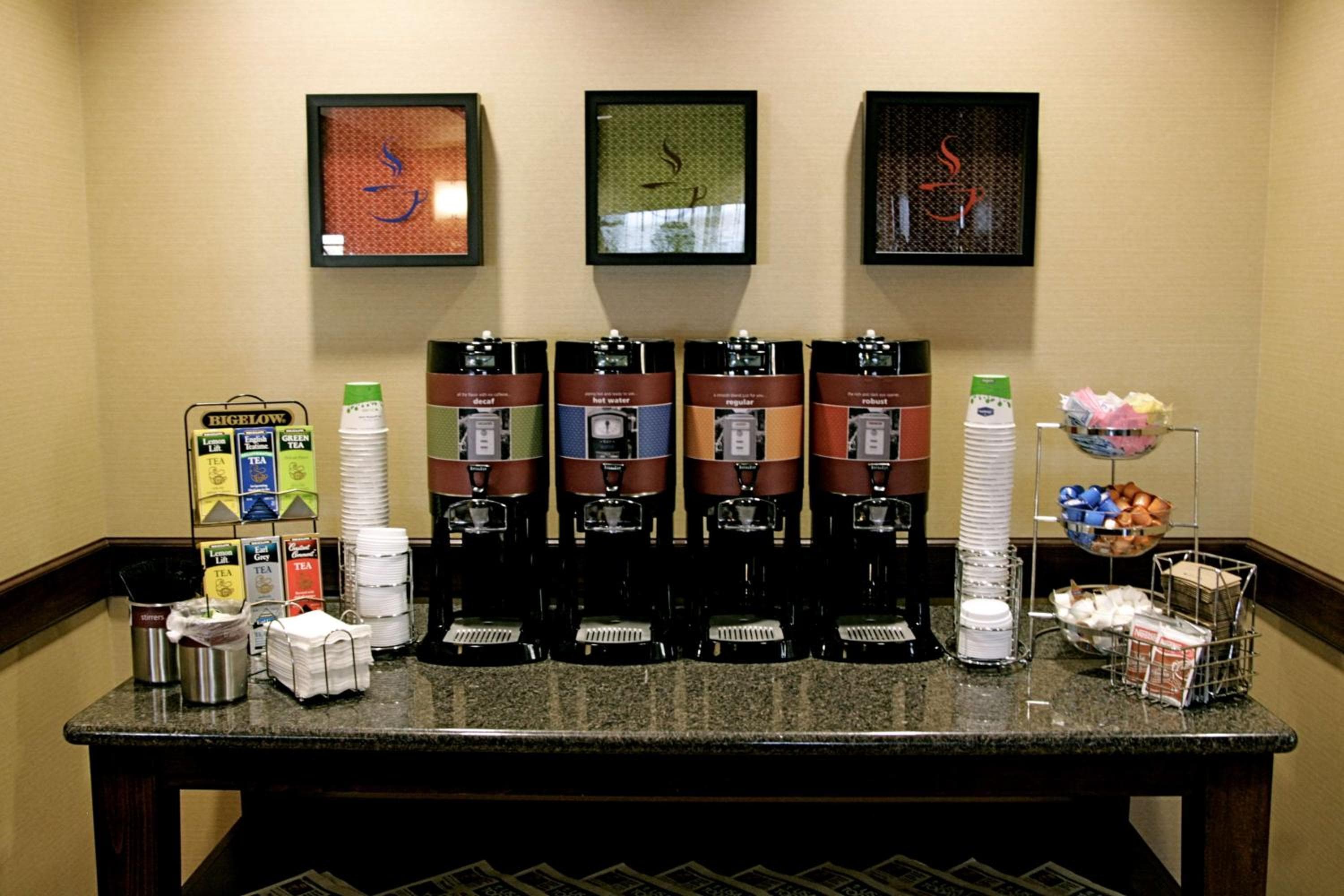 Hampton Inn & Suites Folsom